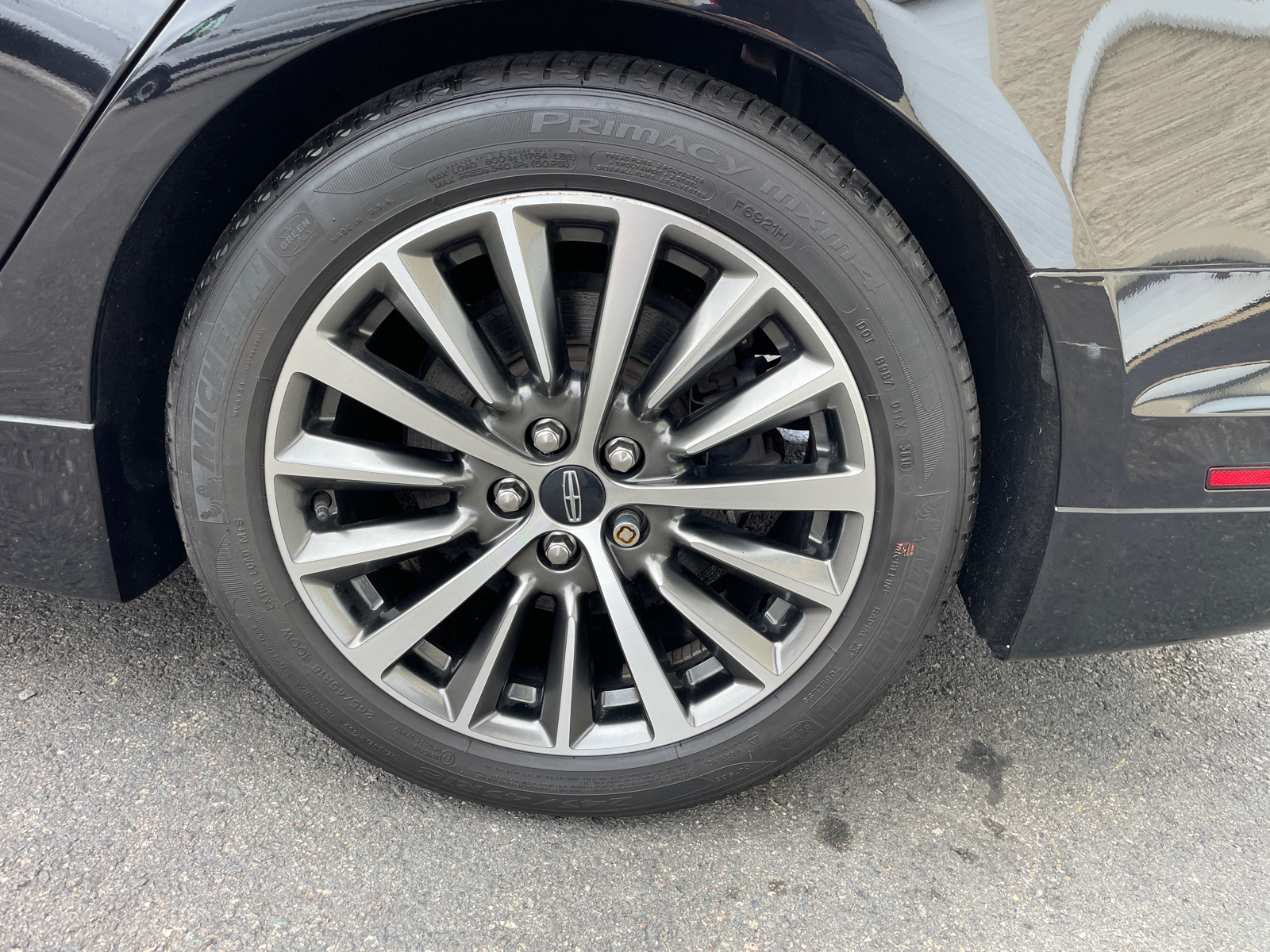 2019 Lincoln MKZ Hybrid Reserve 14