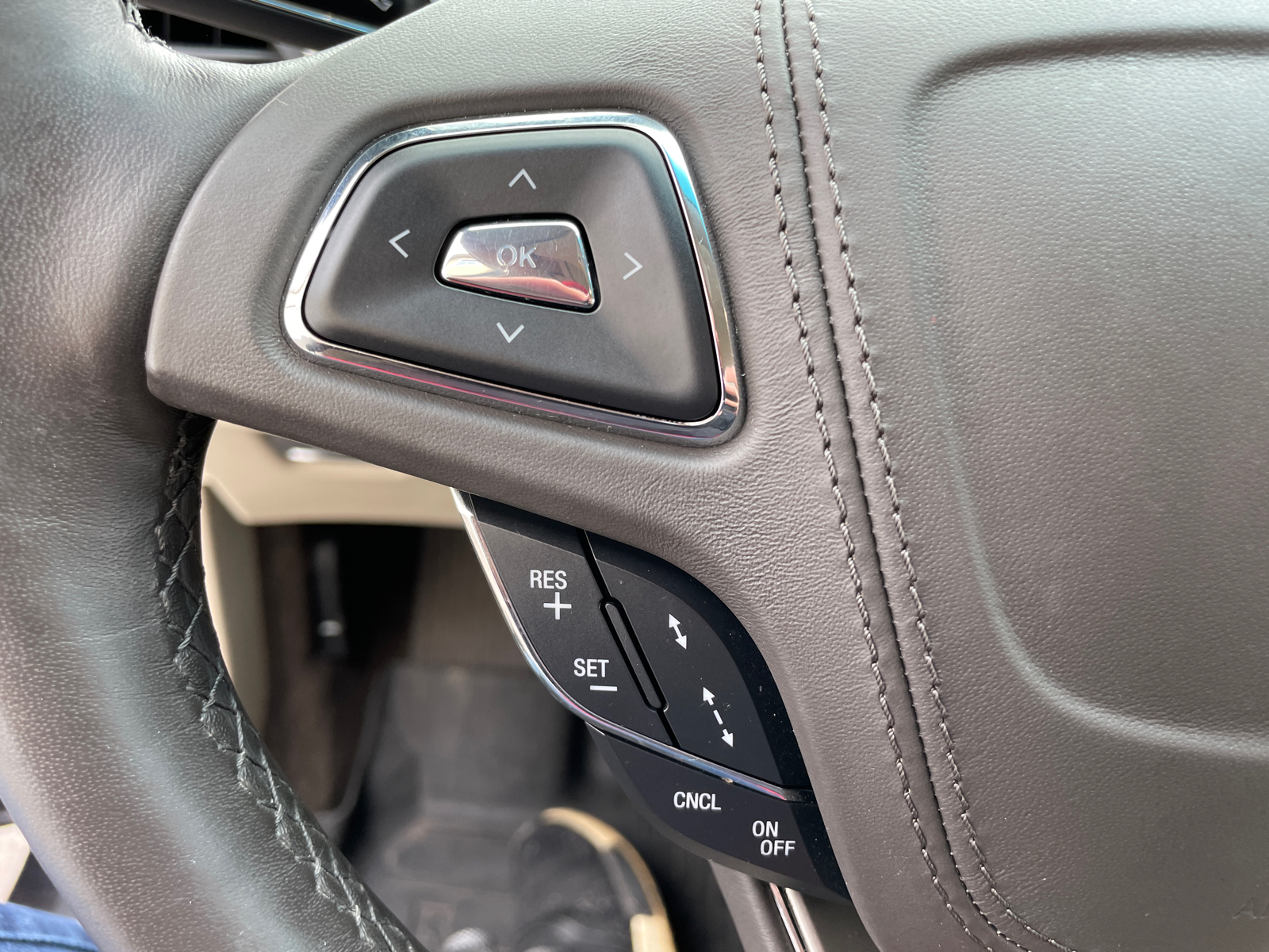 2019 Lincoln MKZ Hybrid Reserve 26