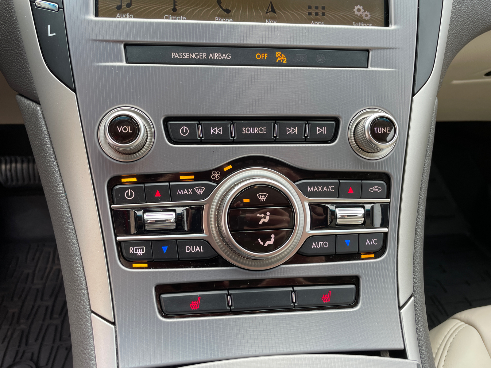 2019 Lincoln MKZ Hybrid Reserve 33