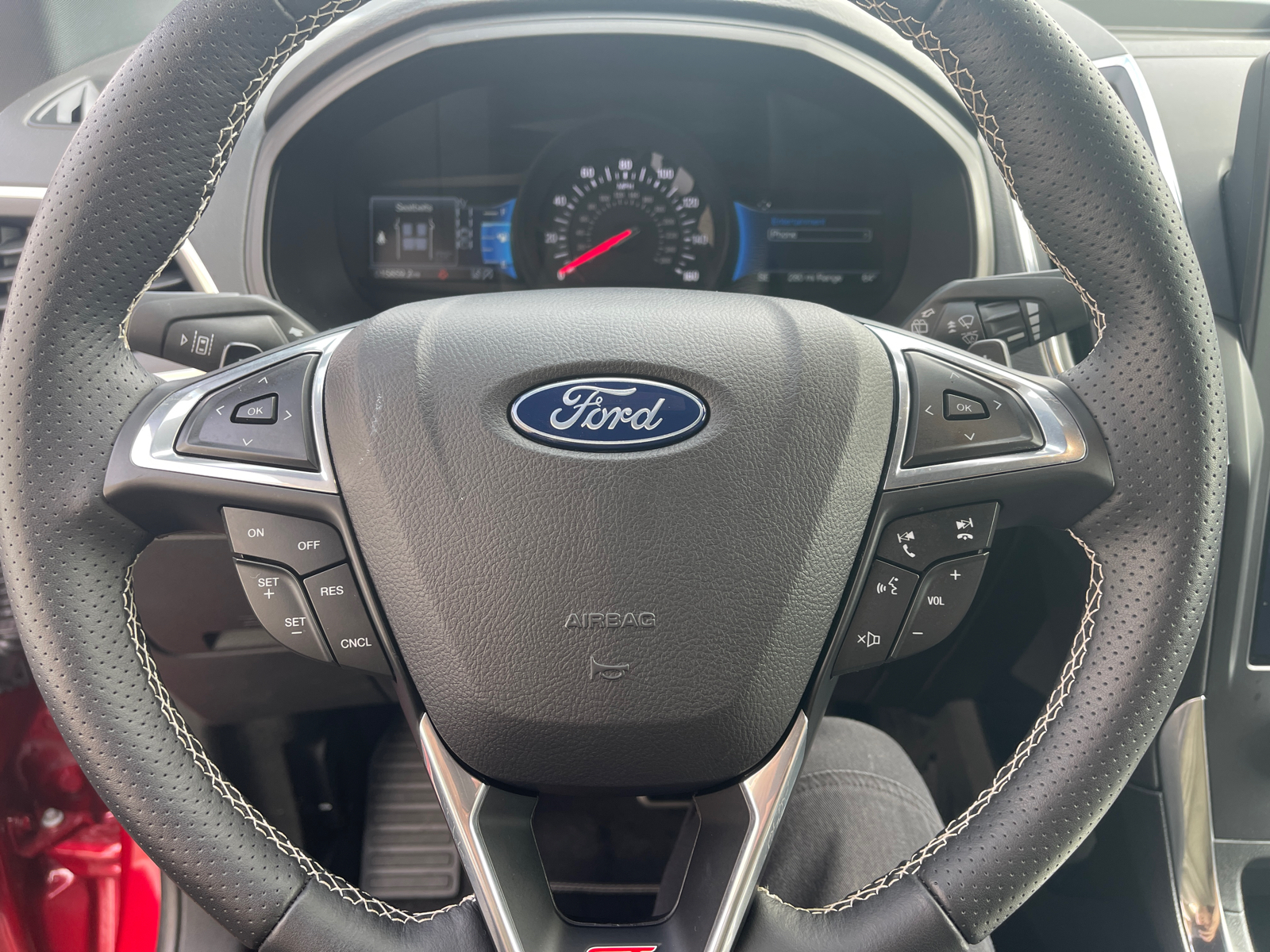 2024 Ford Edge ST 25