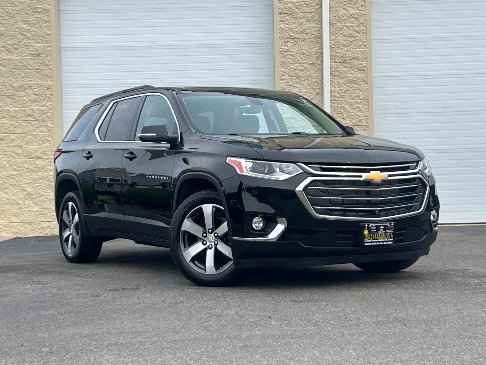 2021 Chevrolet Traverse LT Leather 2