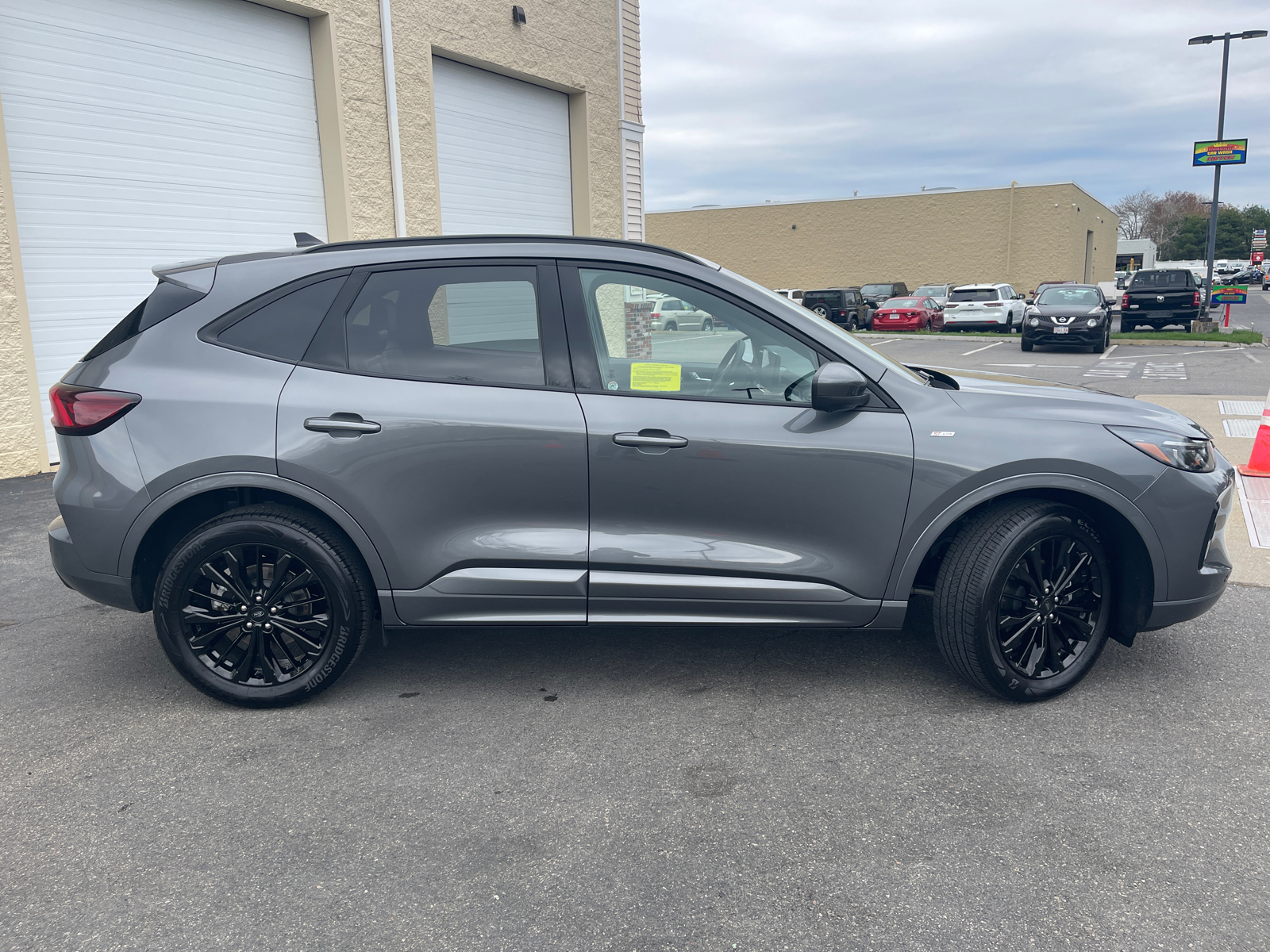 2023 Ford Escape ST-Line Elite 14