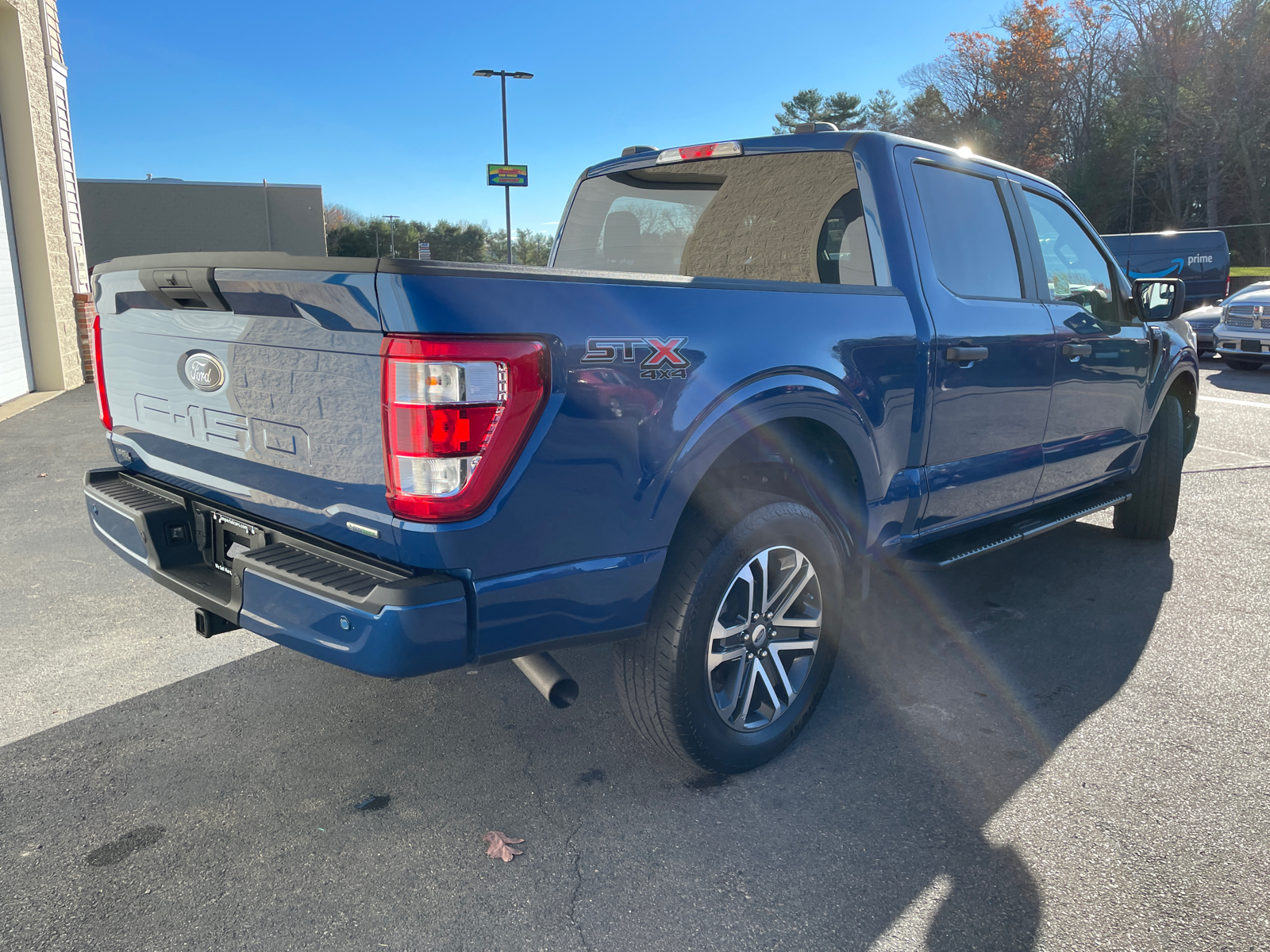 2022 Ford F-150 XL 12