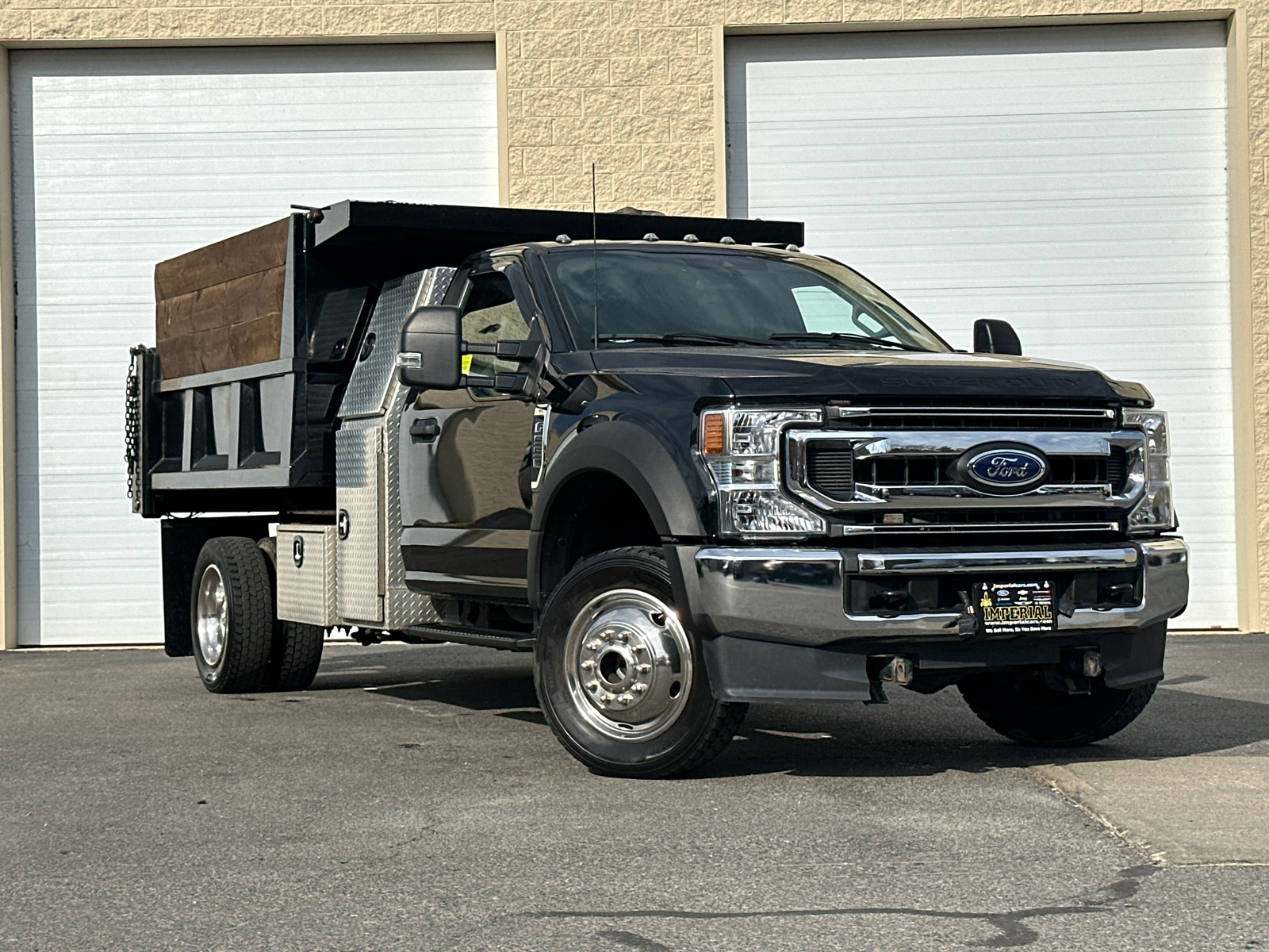 2022 Ford F-550SD XL 1