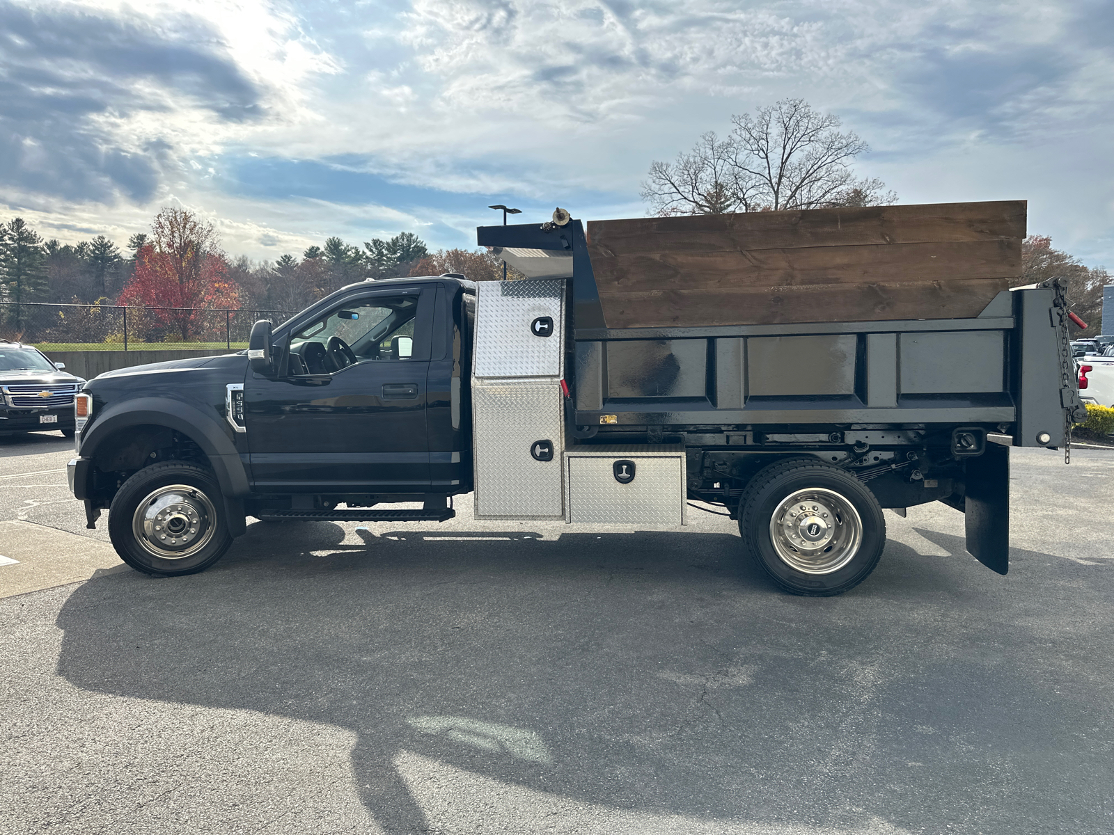 2022 Ford F-550SD XL 5