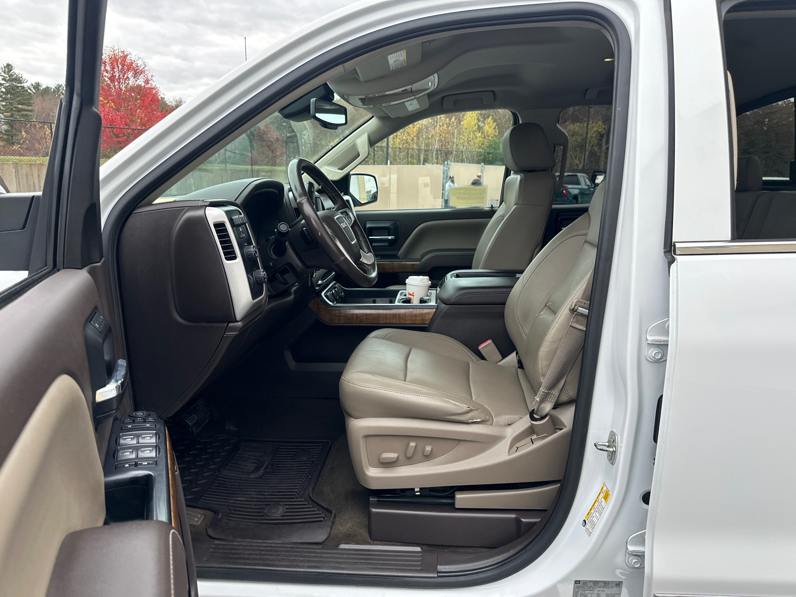 2015 GMC Sierra 1500  28