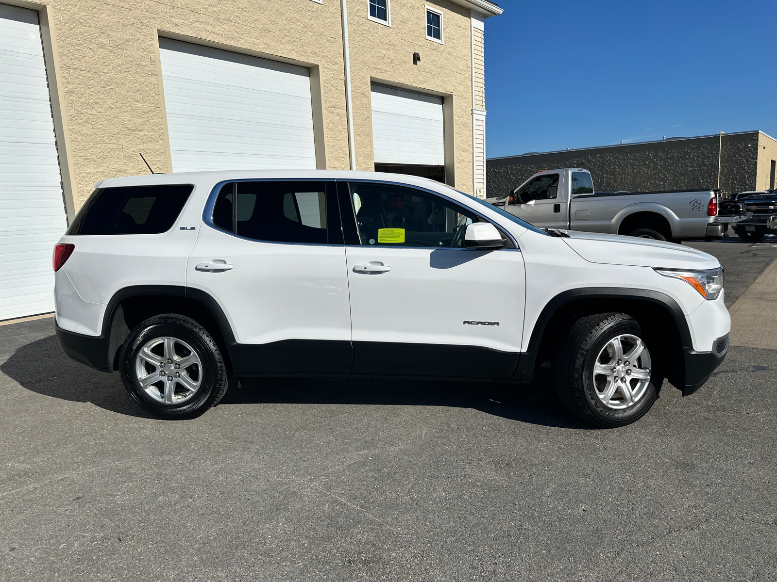 2019 GMC Acadia  11