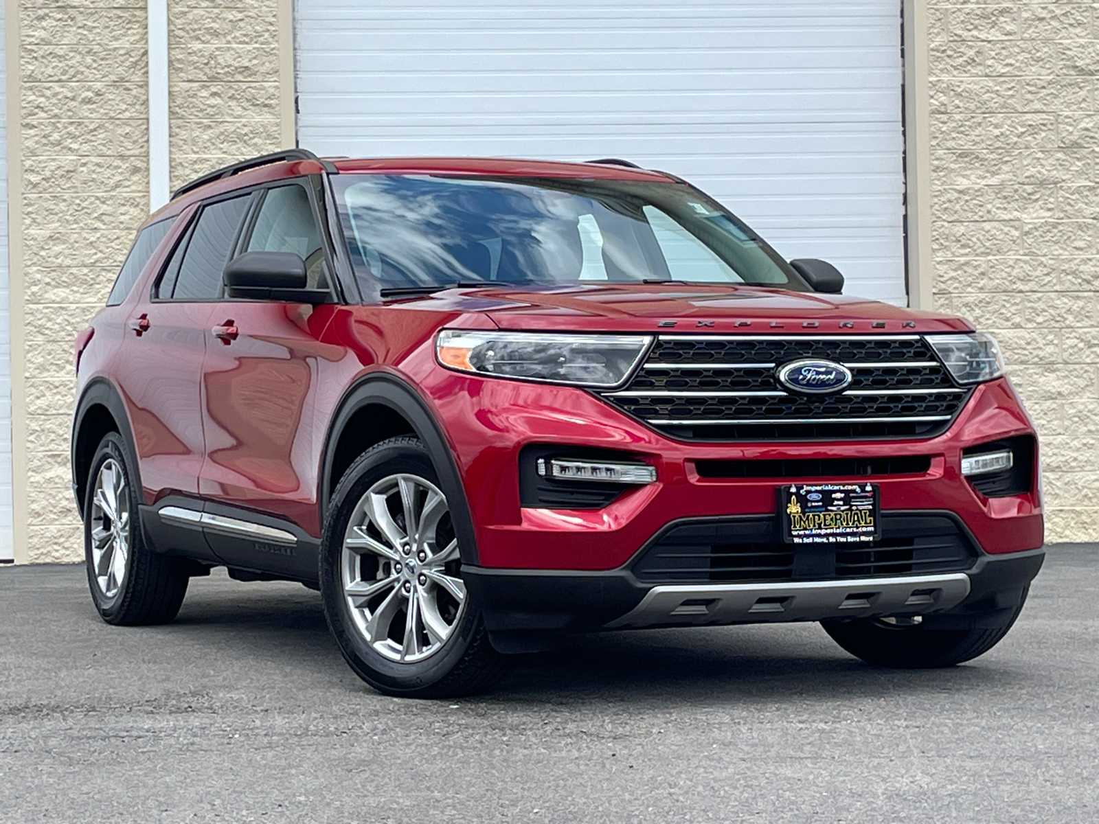 2021 Ford Explorer XLT 1