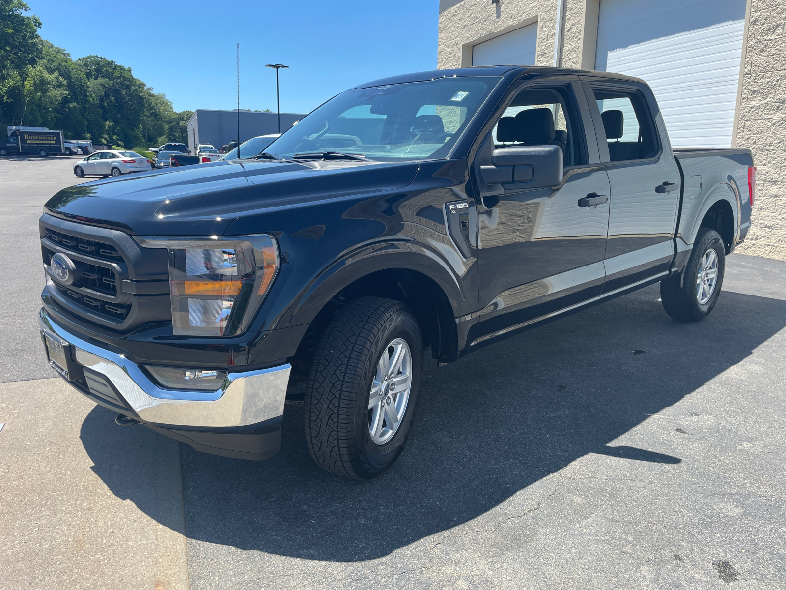 2023 Ford F-150 XL 4