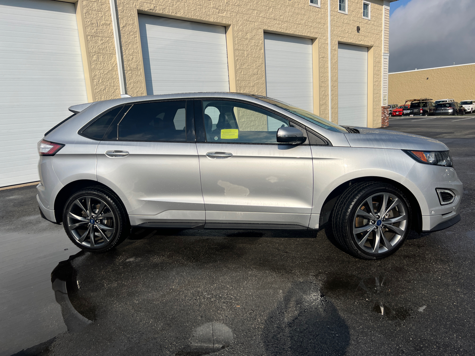 2018 Ford Edge Sport 11