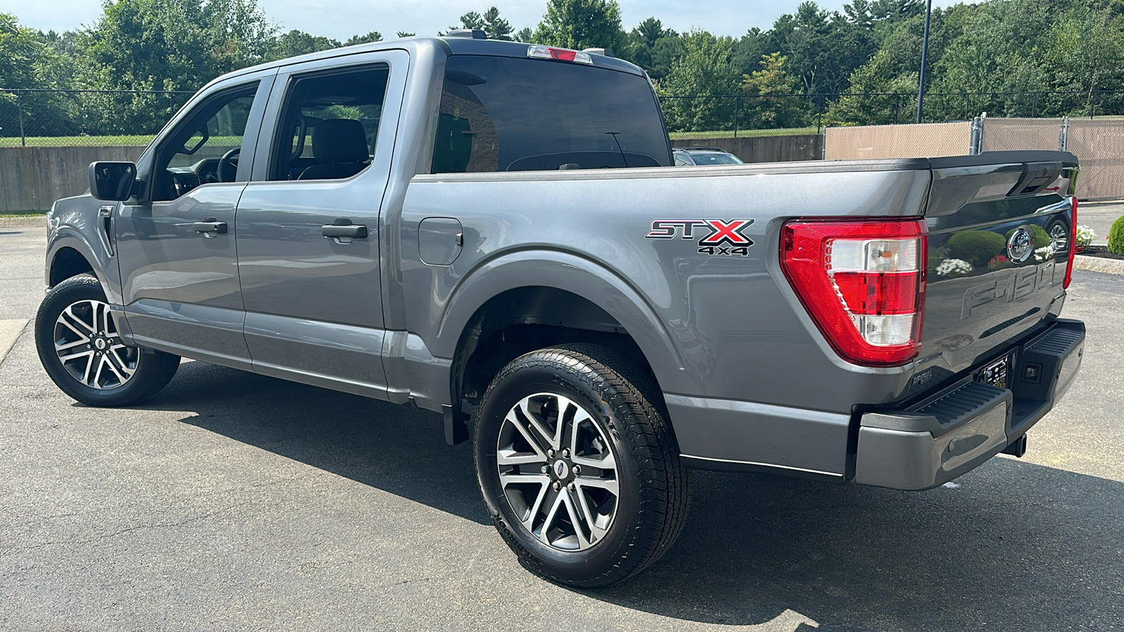 2023 Ford F-150 XL 6