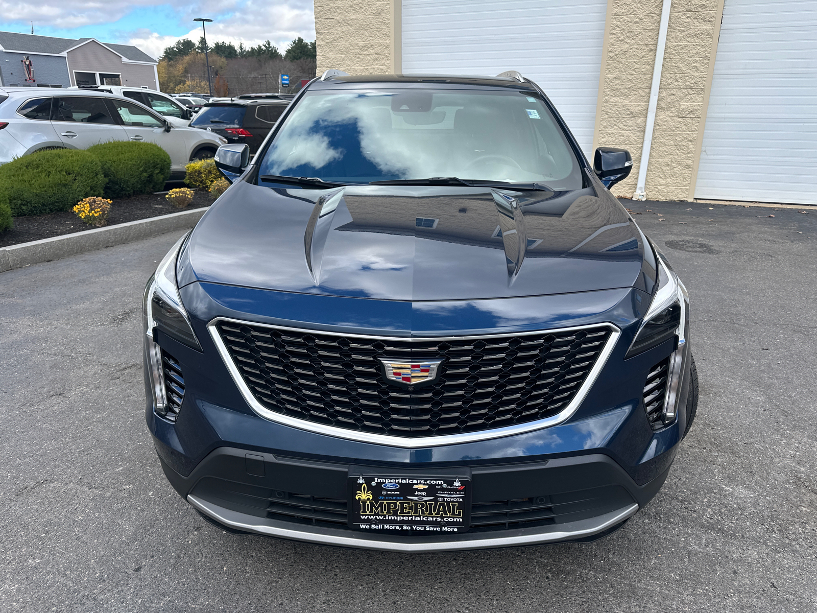 2022 Cadillac XT4 Premium Luxury 3