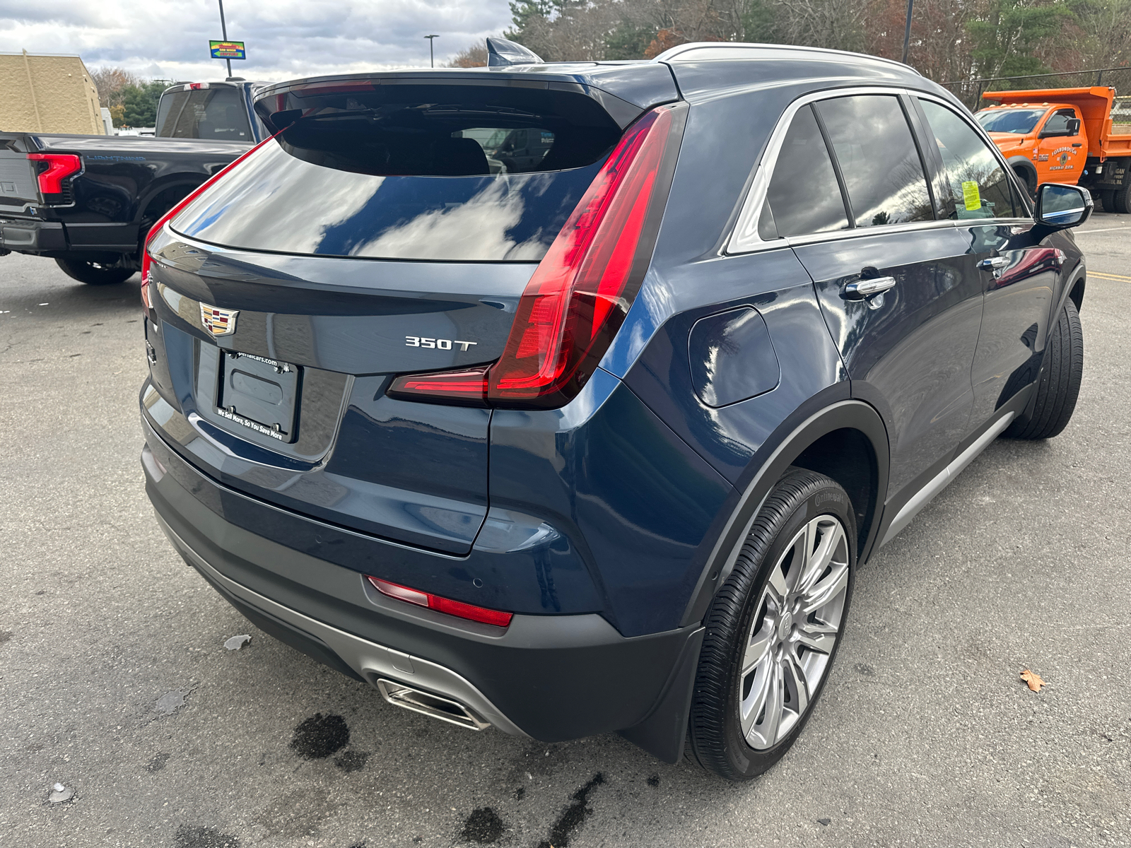 2022 Cadillac XT4 Premium Luxury 10