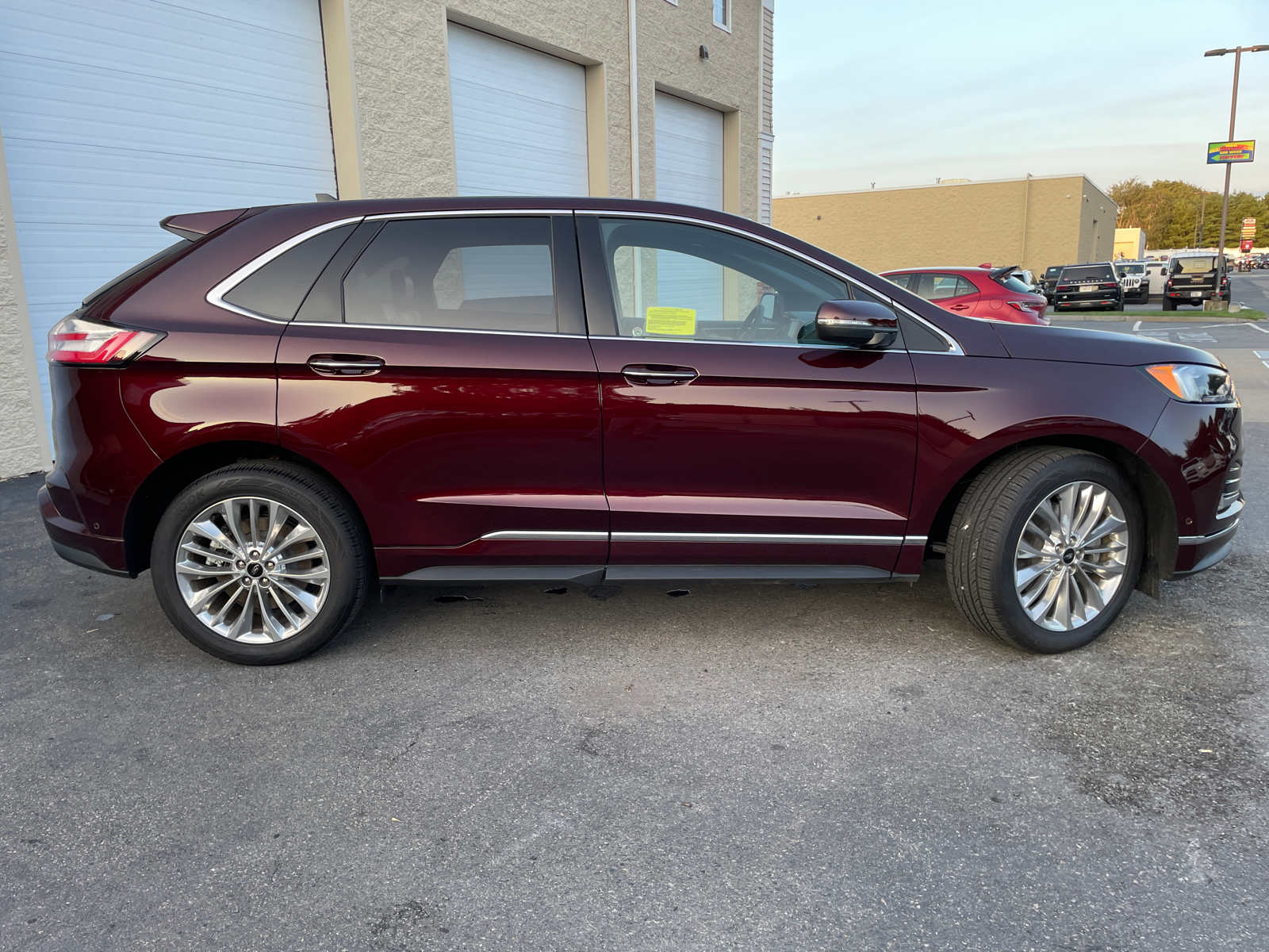 2024 Ford Edge Titanium 16