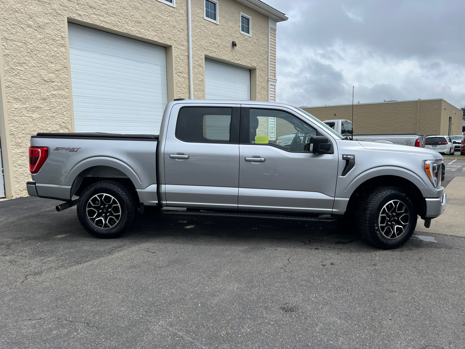 2022 Ford F-150 XLT 10