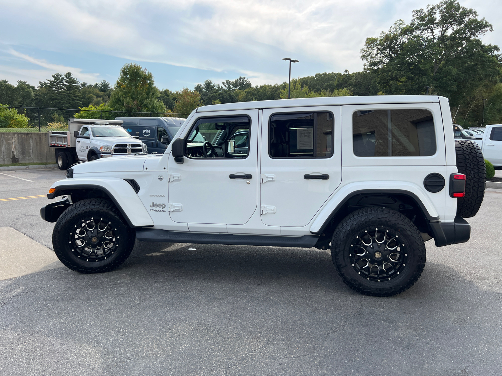 2020 Jeep Wrangler Unlimited Sahara 5