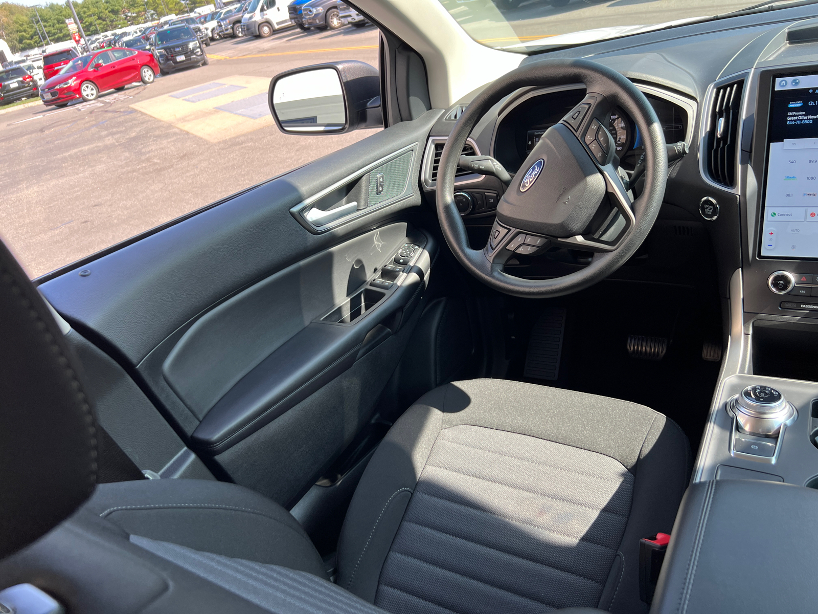 2024 Ford Edge SE 16