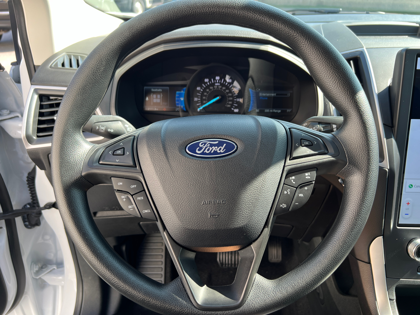 2024 Ford Edge SE 22