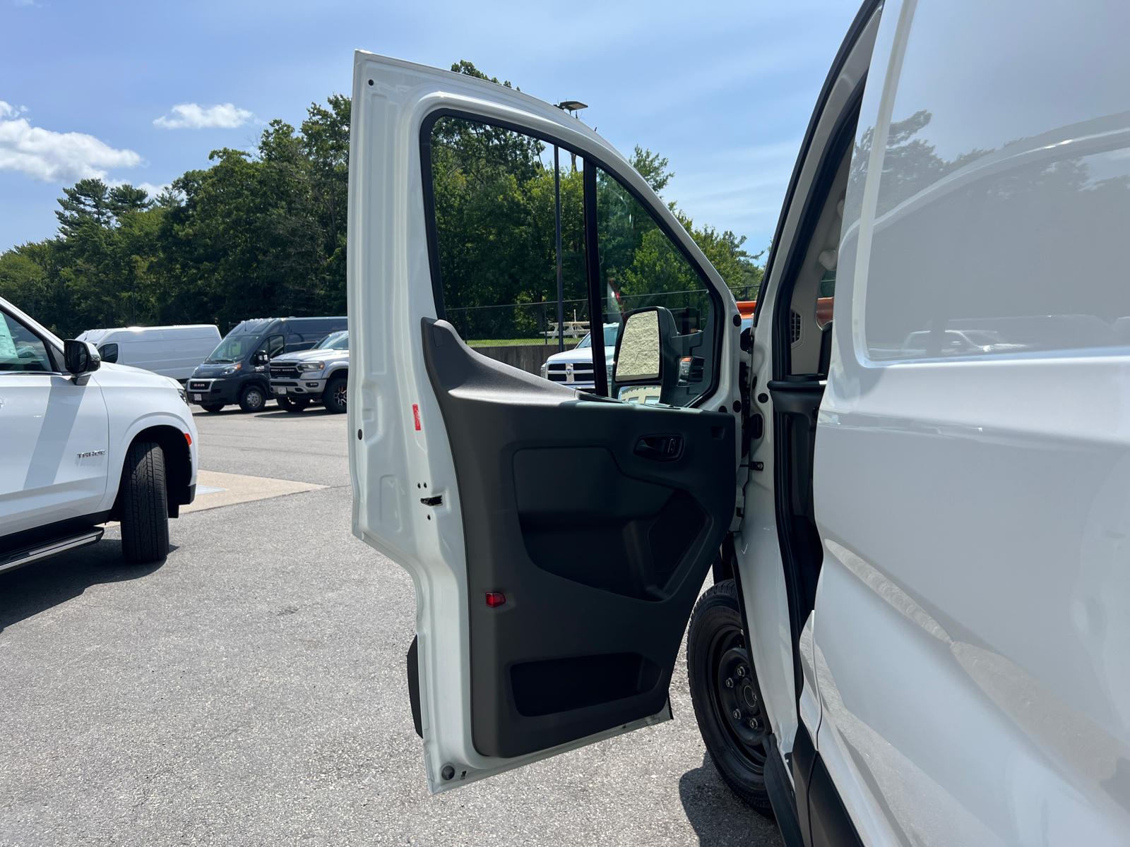 2023 Ford E-Transit-350 Base 13