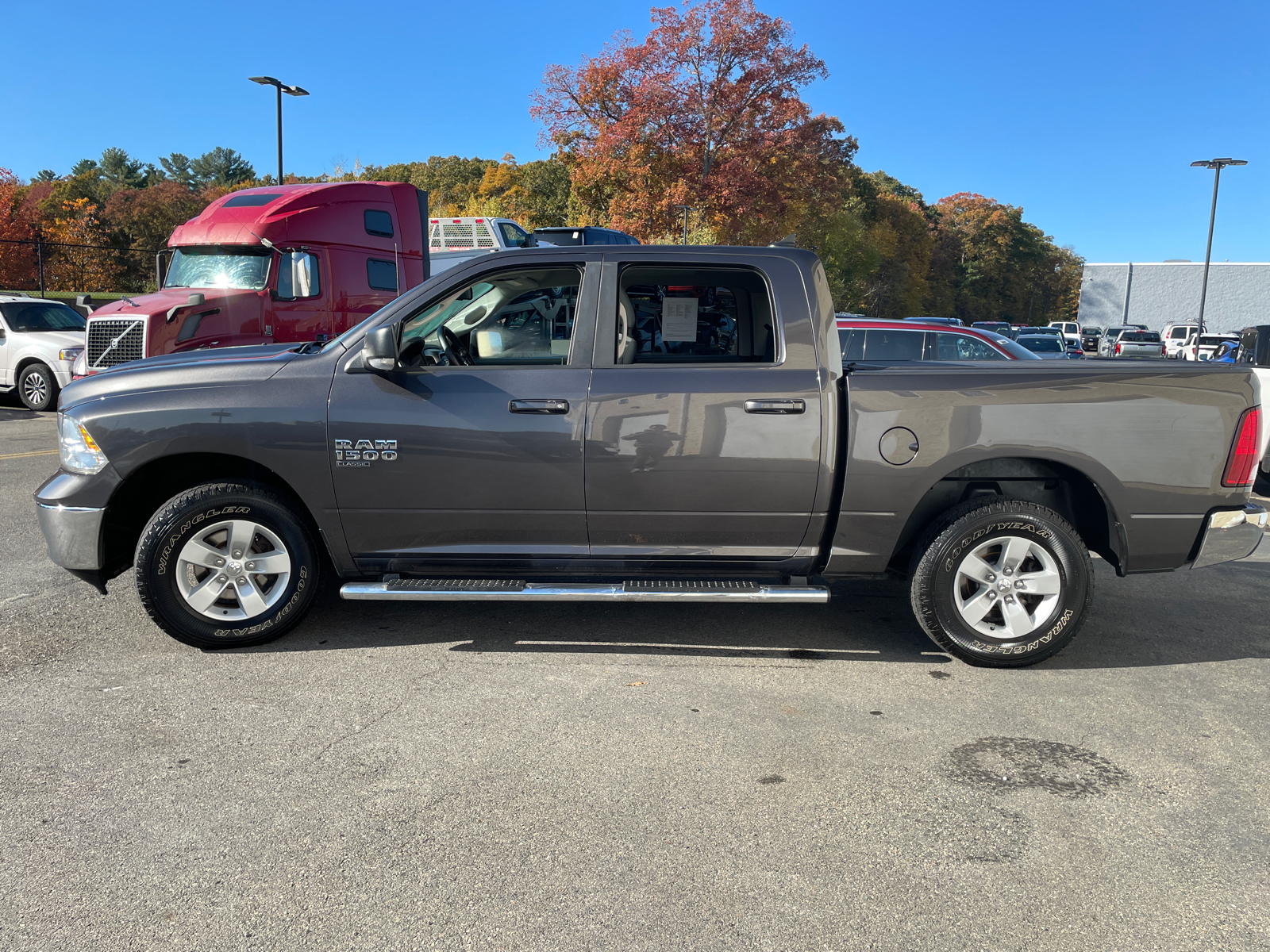 2019 Ram 1500 Classic SLT 5