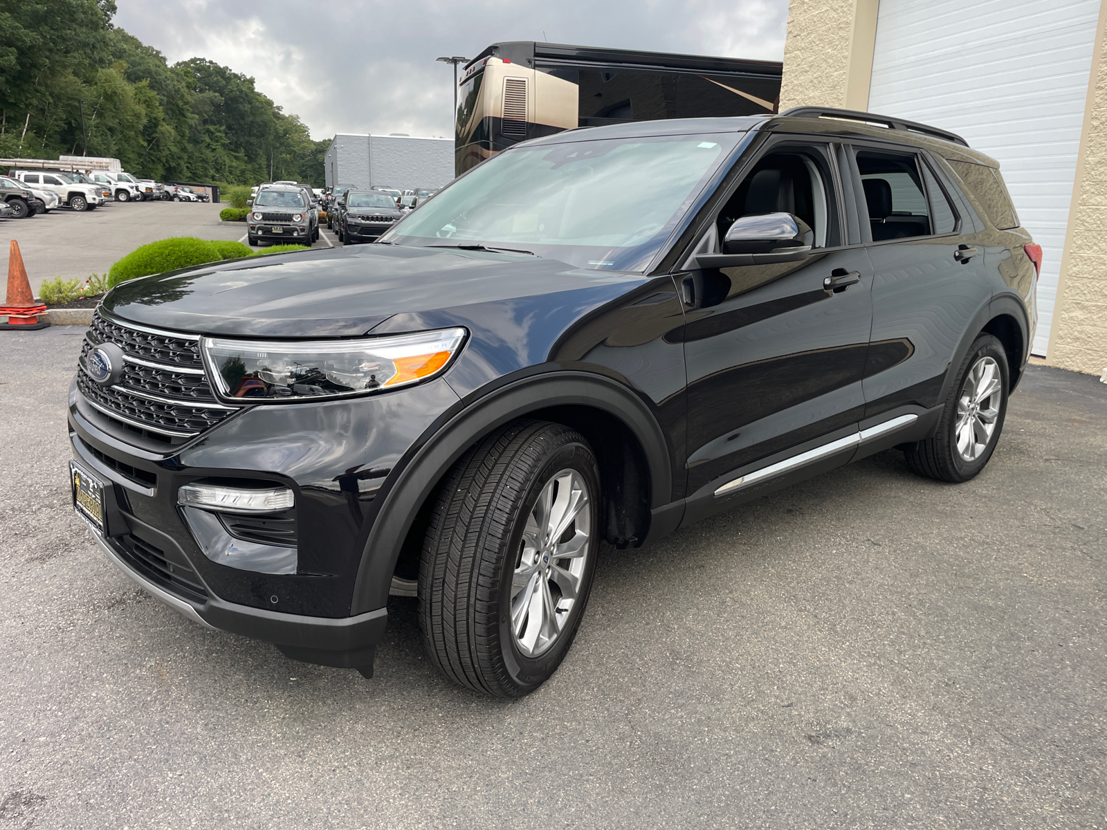 2023 Ford Explorer XLT 5