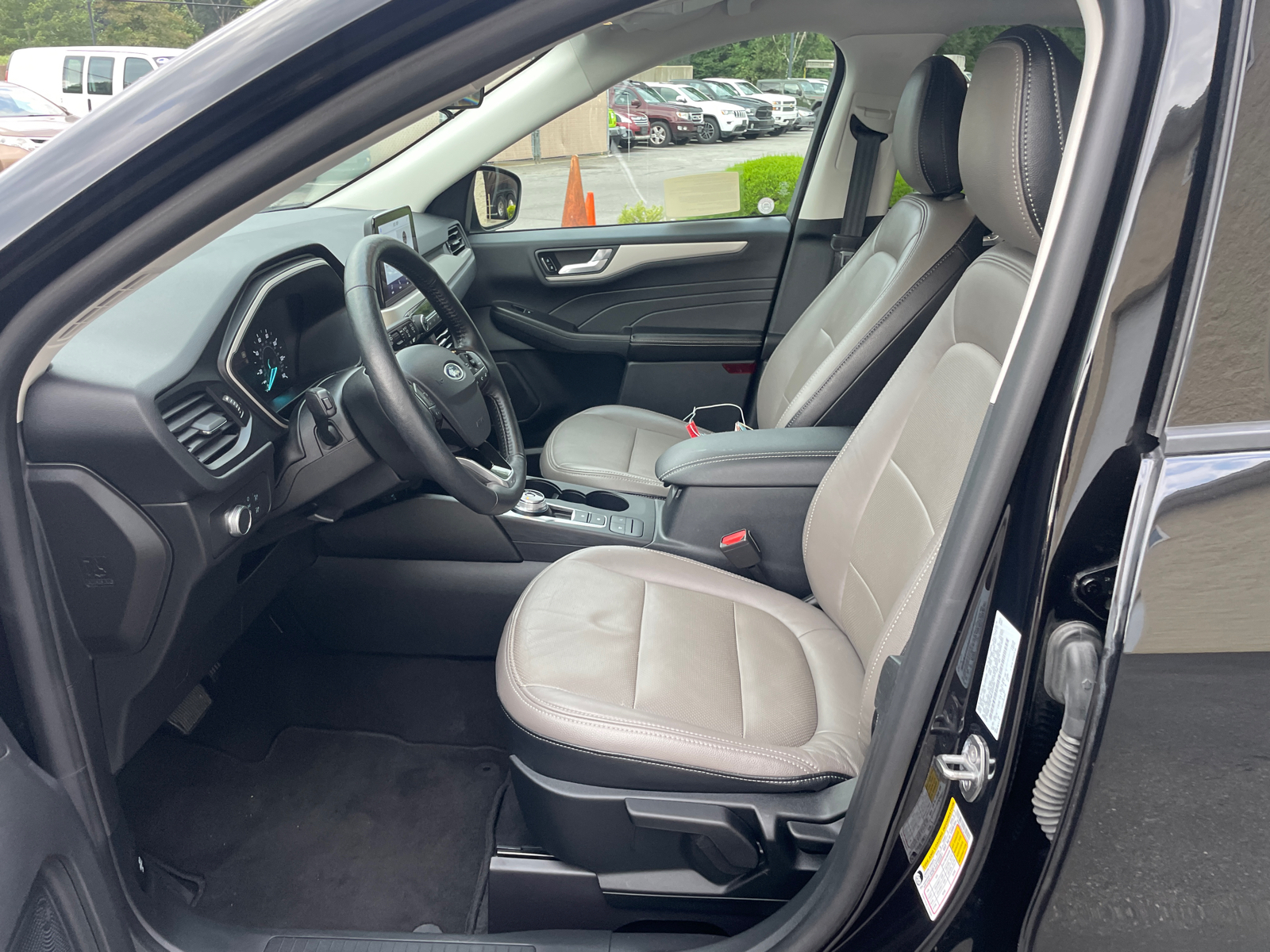 2021 Ford Escape SE 35