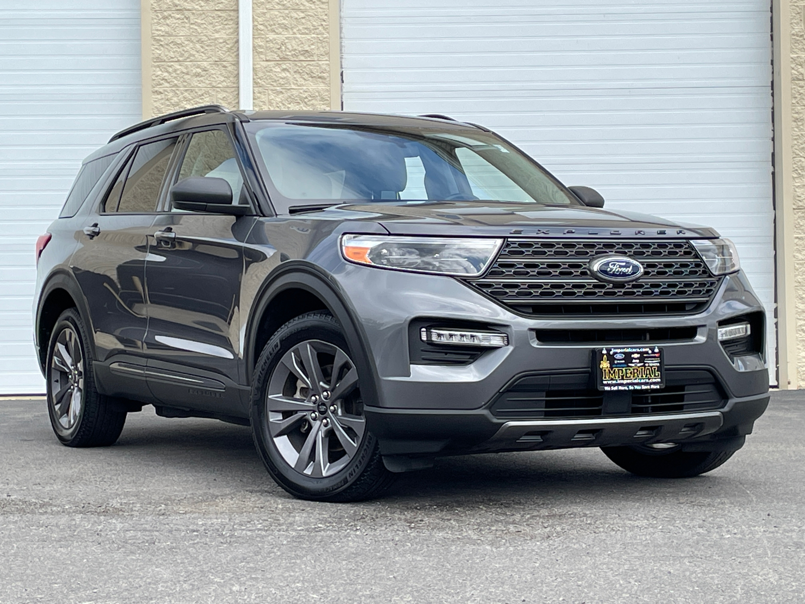 2021 Ford Explorer XLT 1