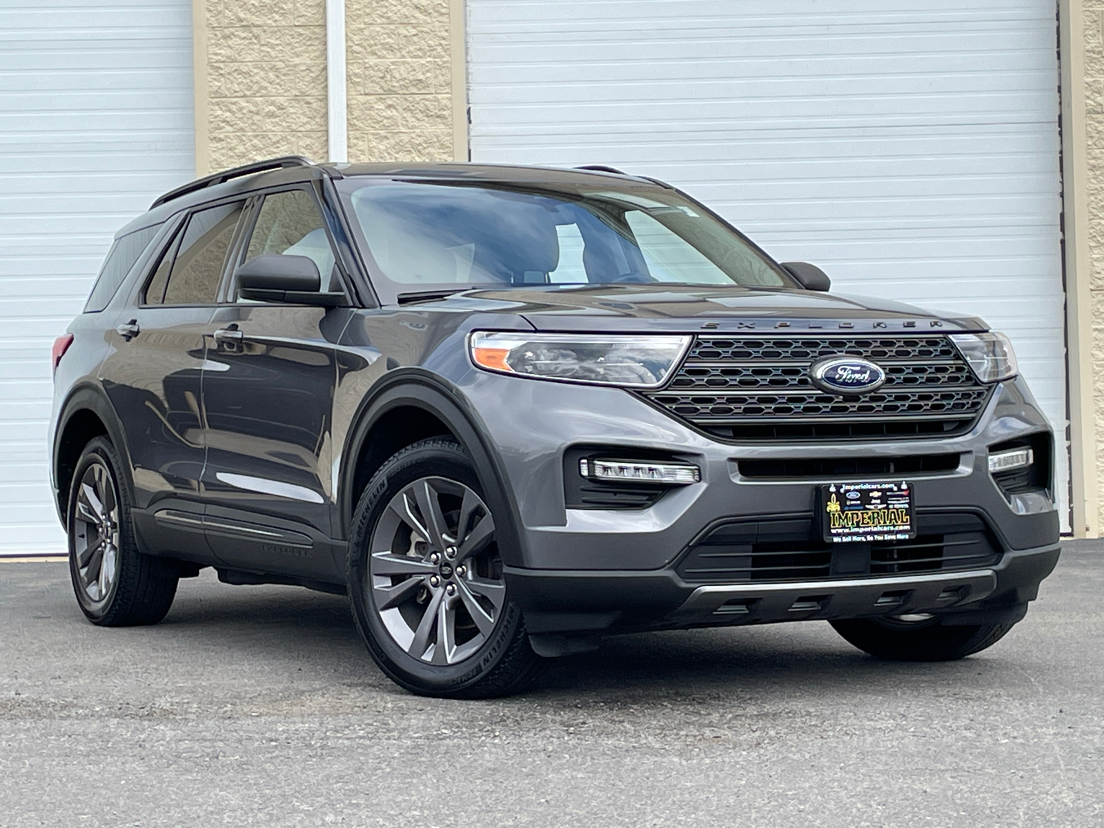 2021 Ford Explorer XLT 2