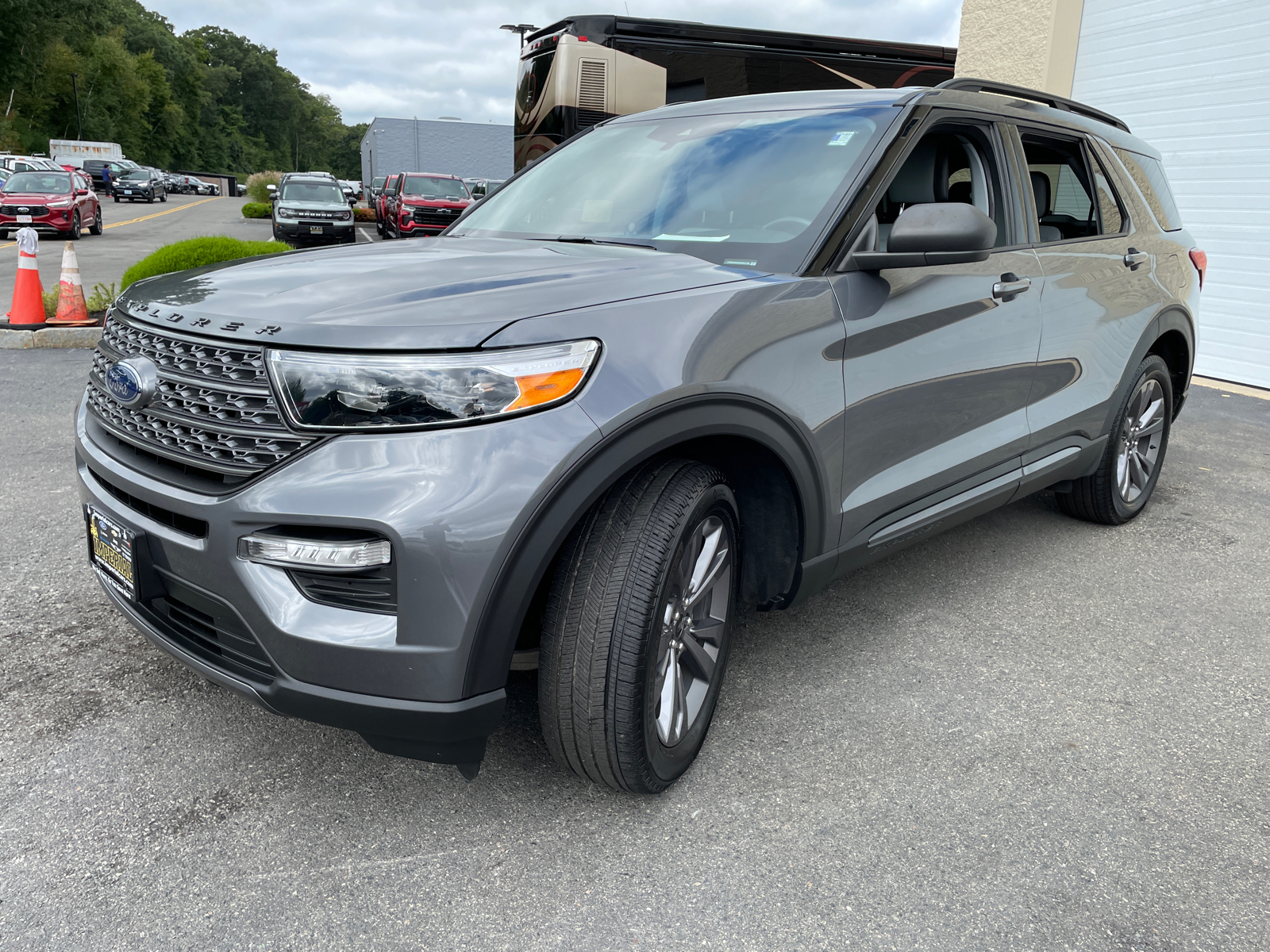 2021 Ford Explorer XLT 4