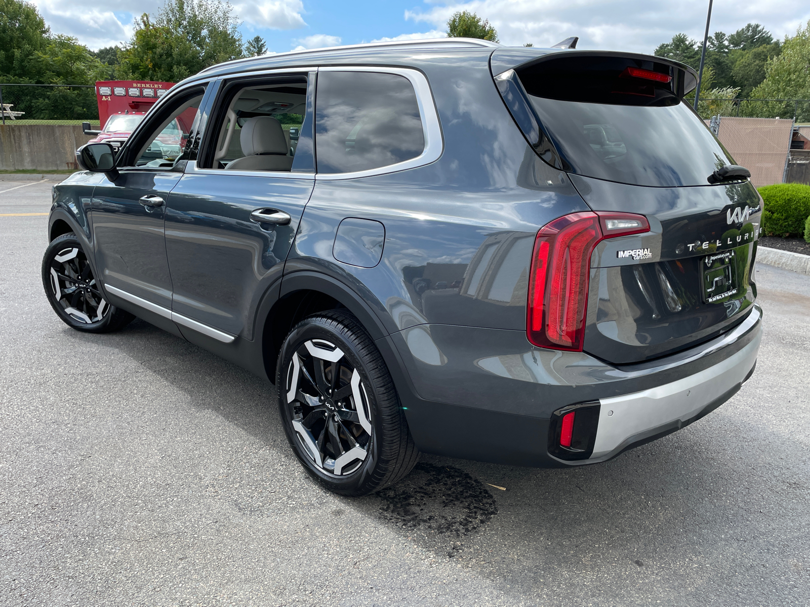 2024 Kia Telluride S 8