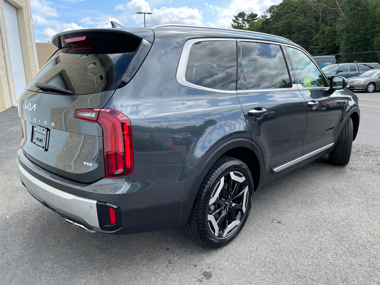 2024 Kia Telluride S 13