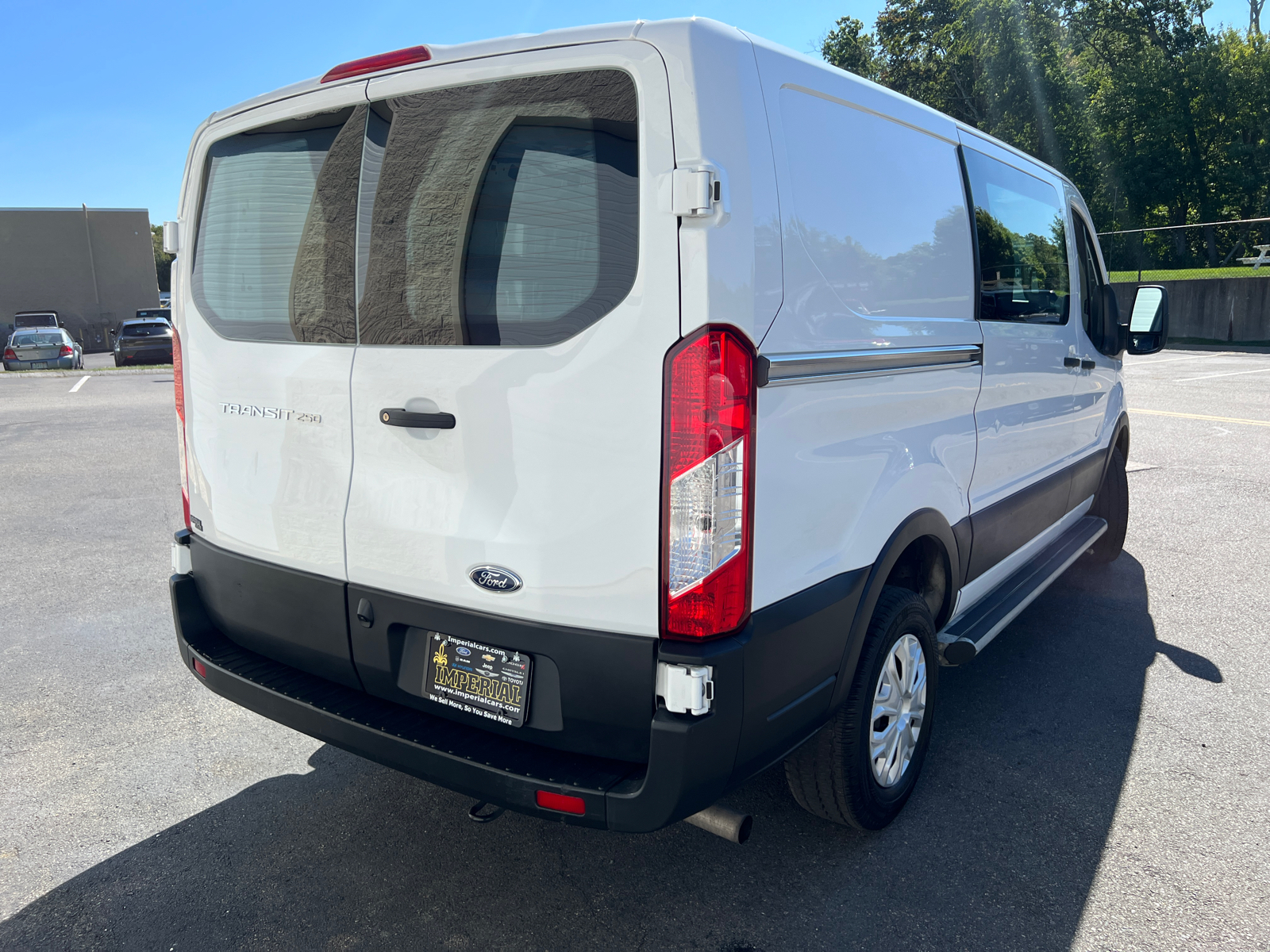 2022 Ford Transit-250 Base 10