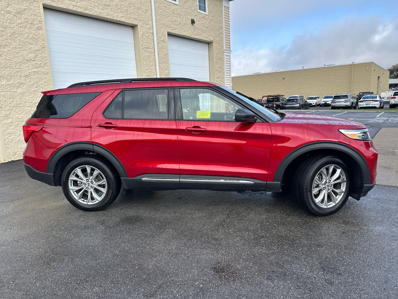 2023 Ford Explorer XLT 11