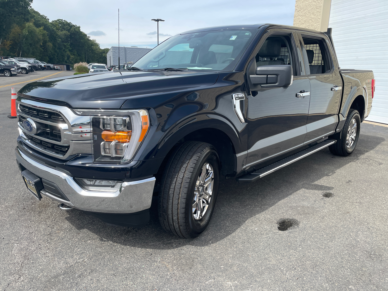 2021 Ford F-150 XLT 4