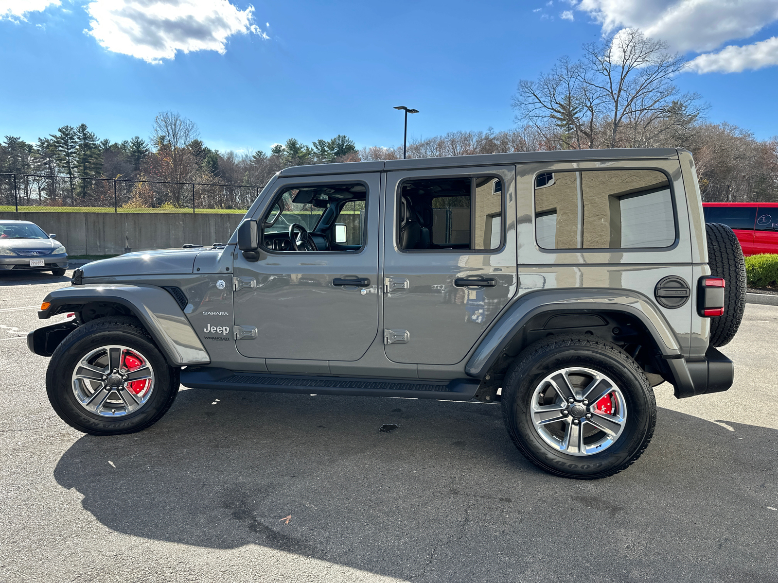 2021 Jeep Wrangler Unlimited Sahara 5