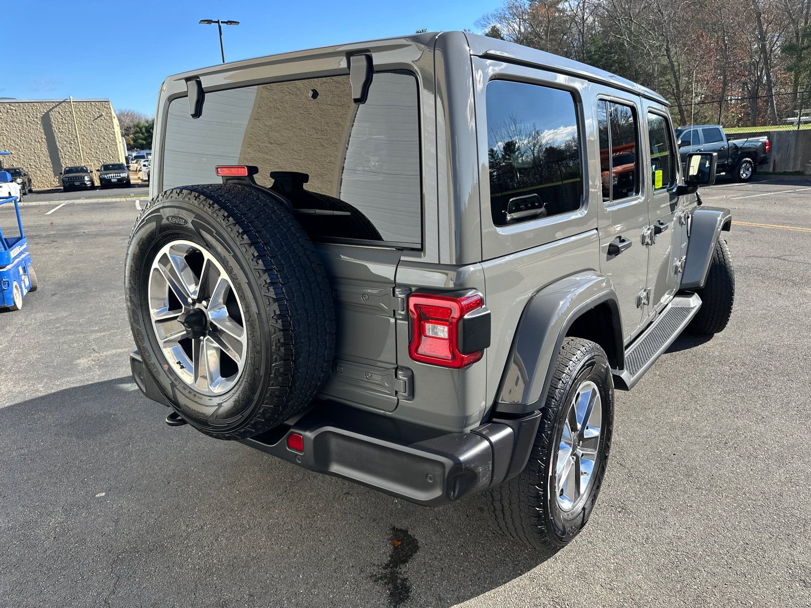 2021 Jeep Wrangler Unlimited Sahara 10