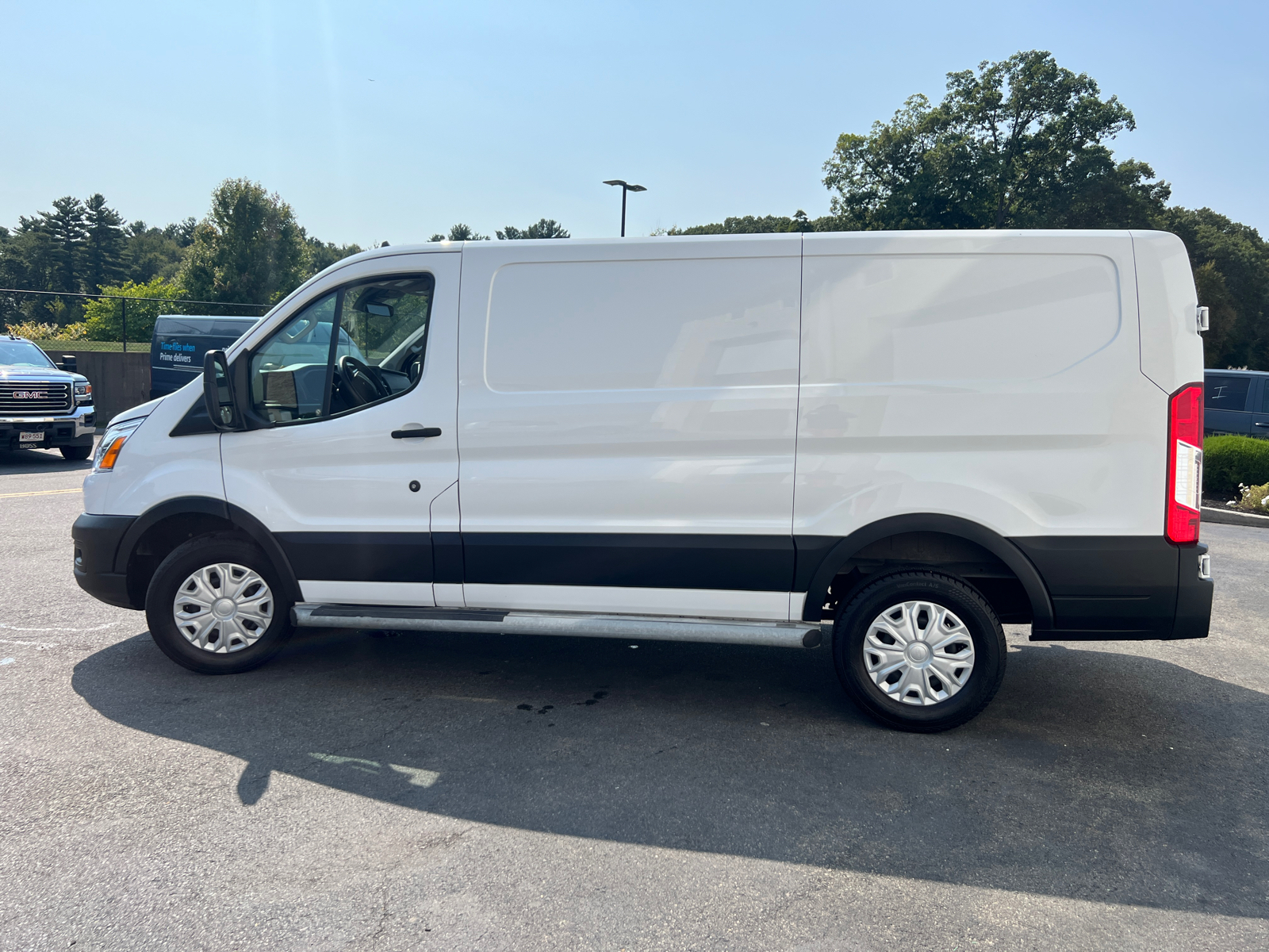 2022 Ford Transit-250 Base 5