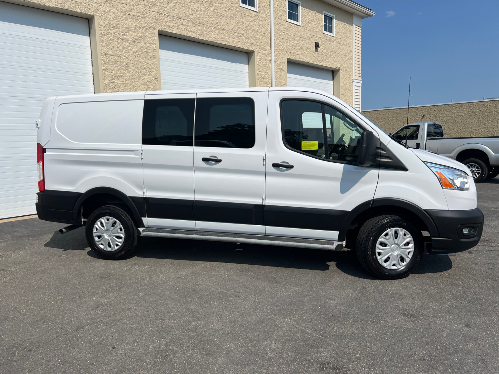 2022 Ford Transit-250 Base 11