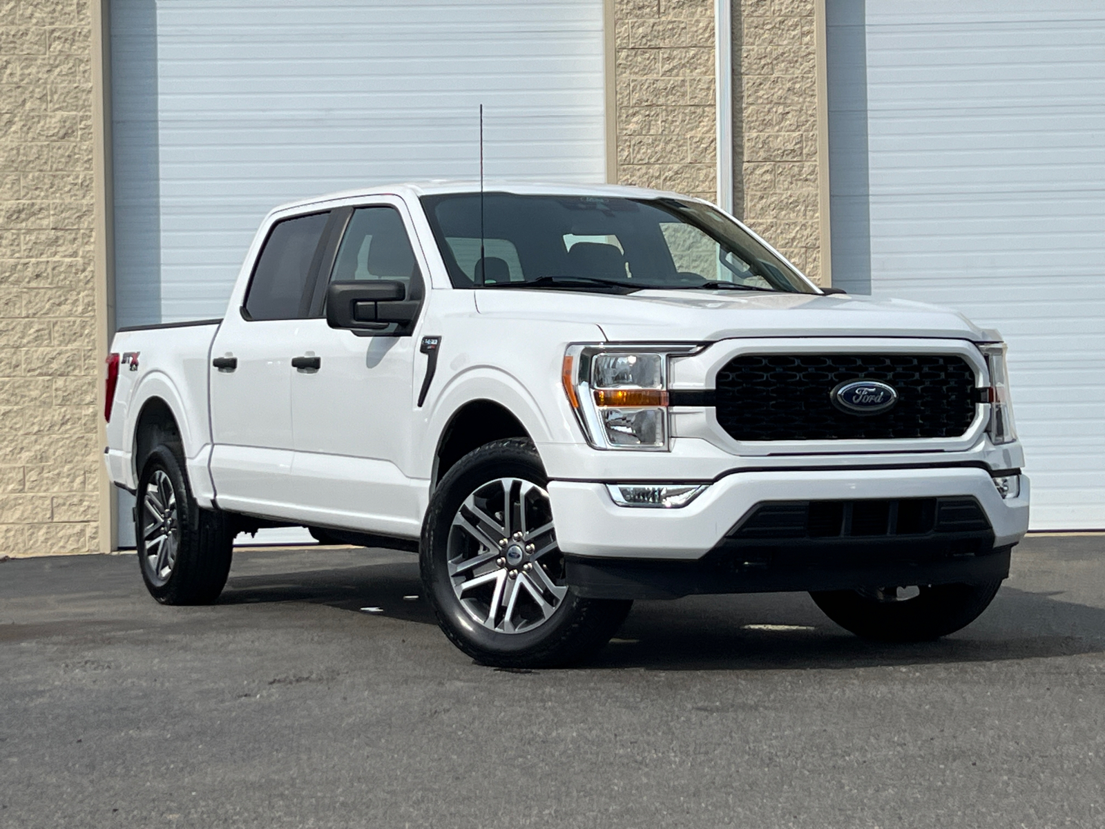 2021 Ford F-150 XL 1