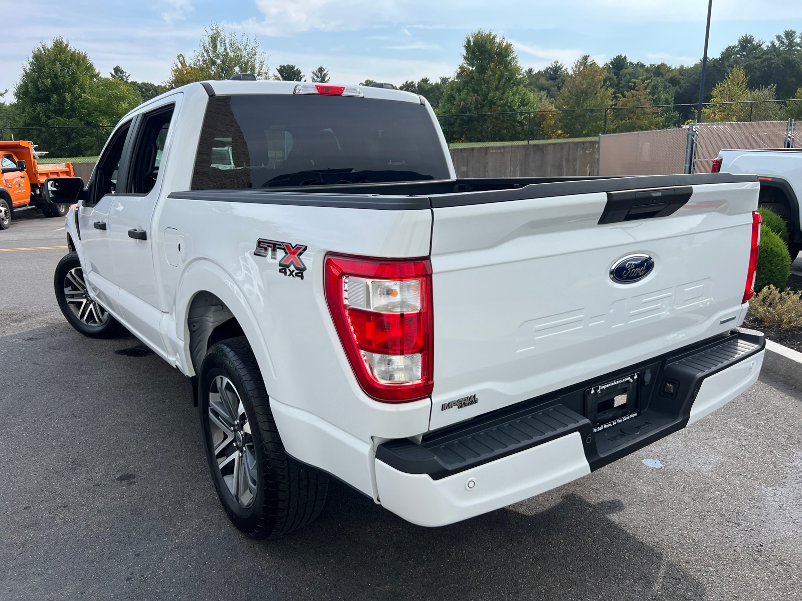 2021 Ford F-150 XL 8