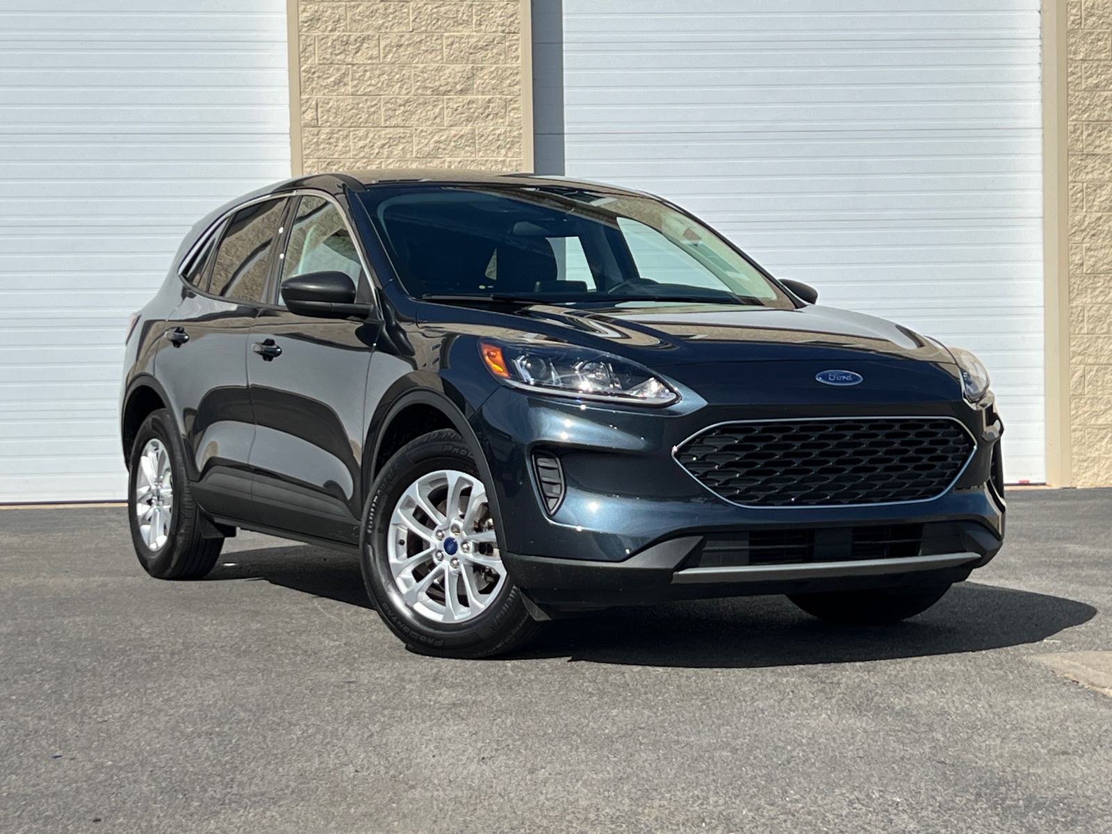 2022 Ford Escape SE 1