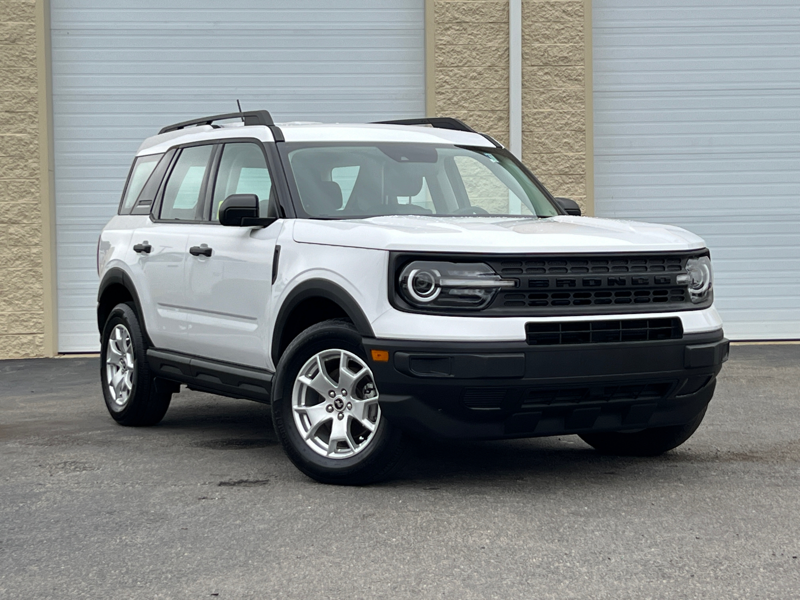 2023 Ford Bronco Sport Base 2