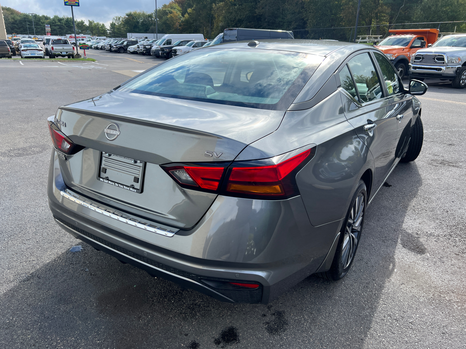 2023 Nissan Altima 2.5 SV 9