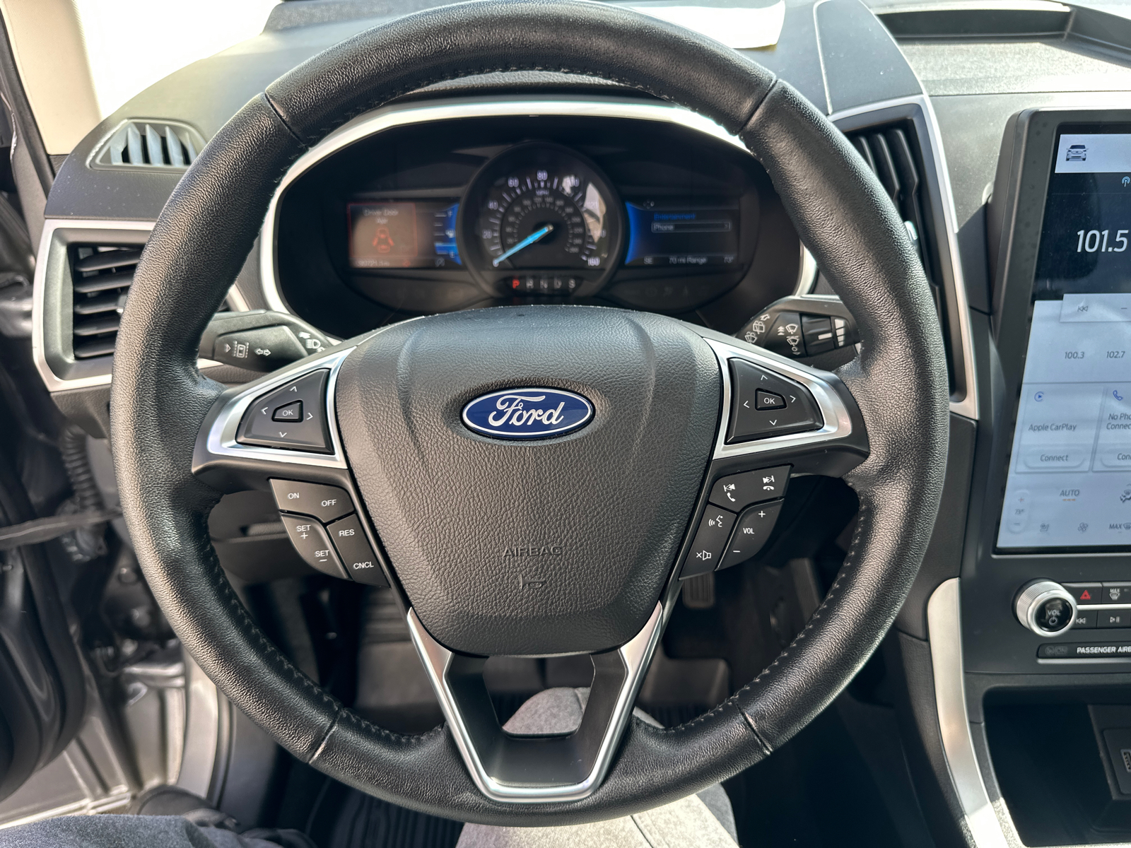 2021 Ford Edge SEL 22