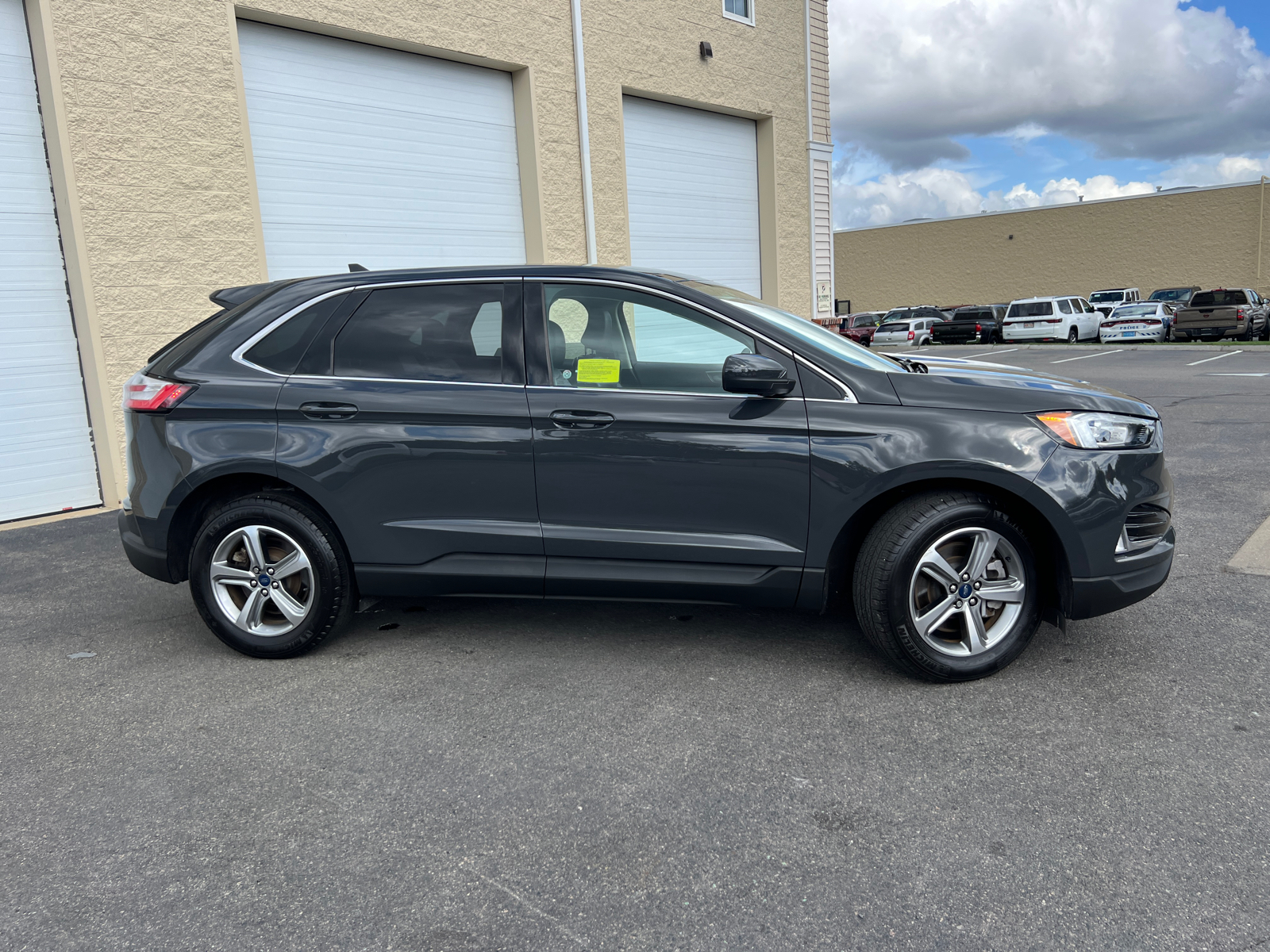 2021 Ford Edge SEL 11