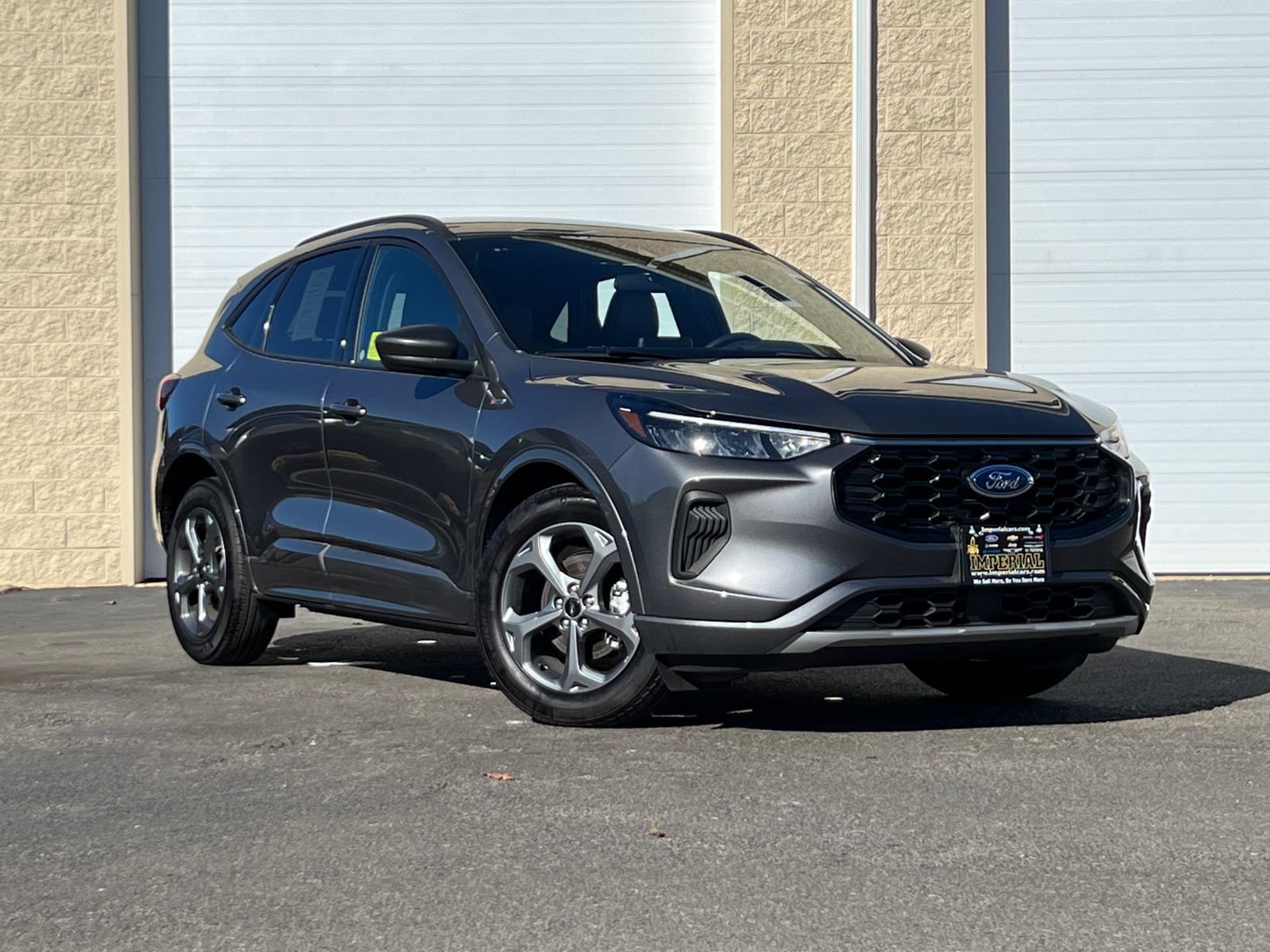 2023 Ford Escape ST-Line 2