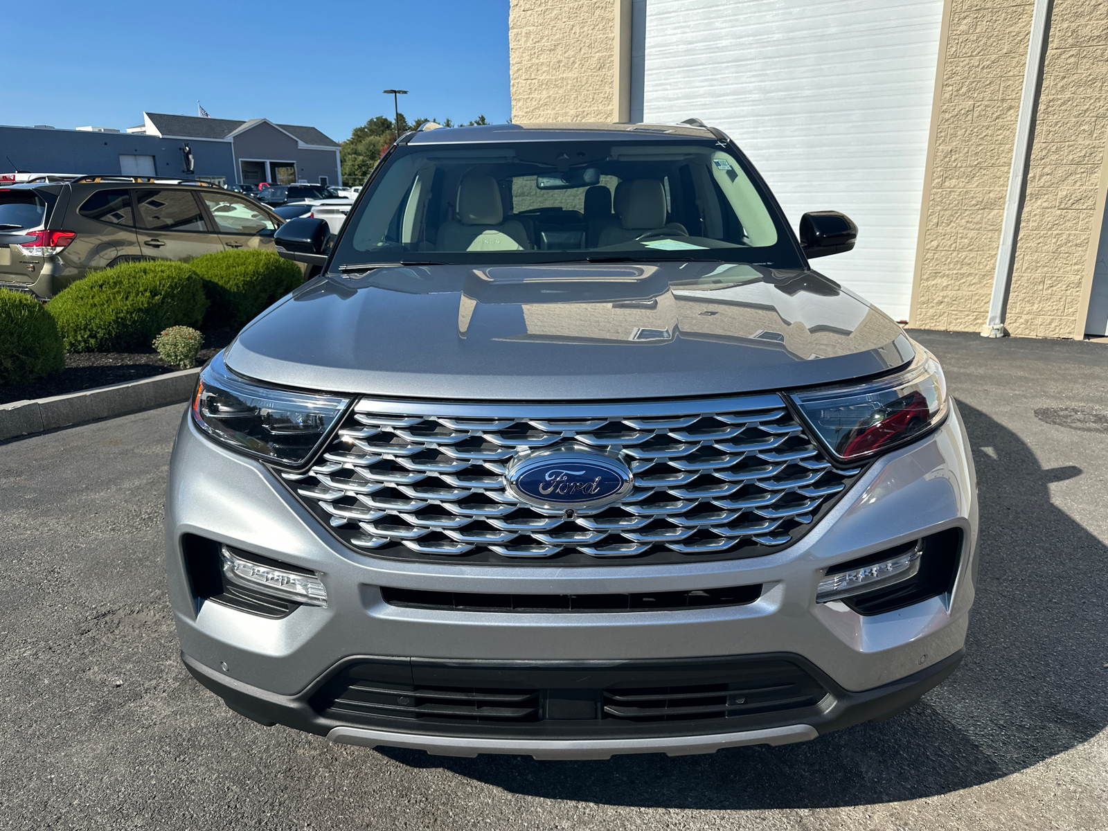 2023 Ford Explorer Platinum 3