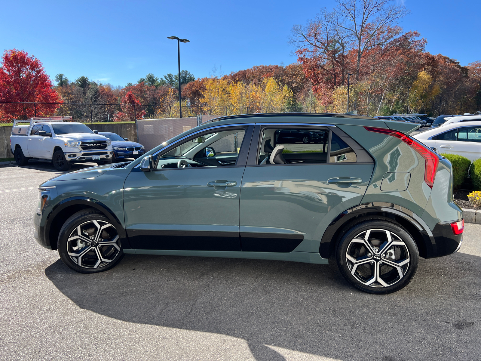 2023 Kia Niro EX Touring 5