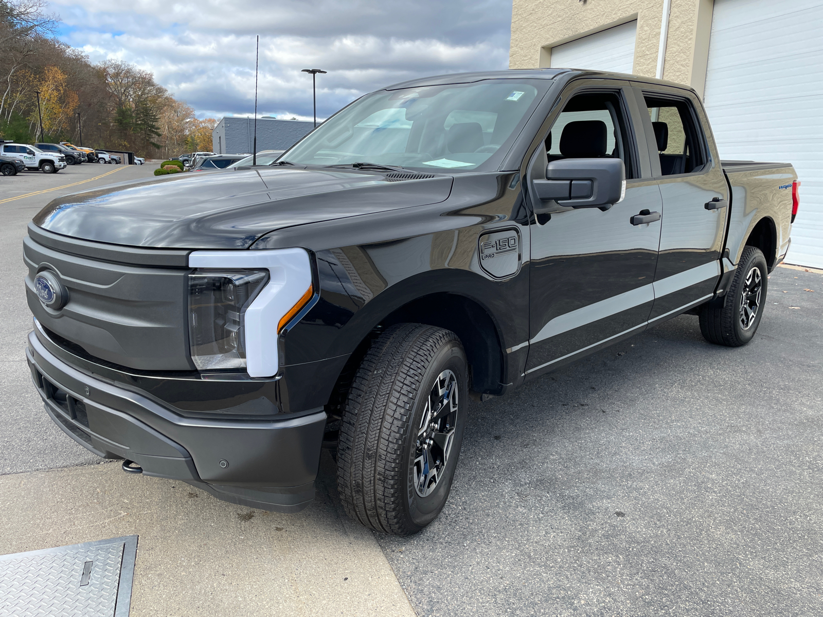 2023 Ford F-150 Lightning Pro 5