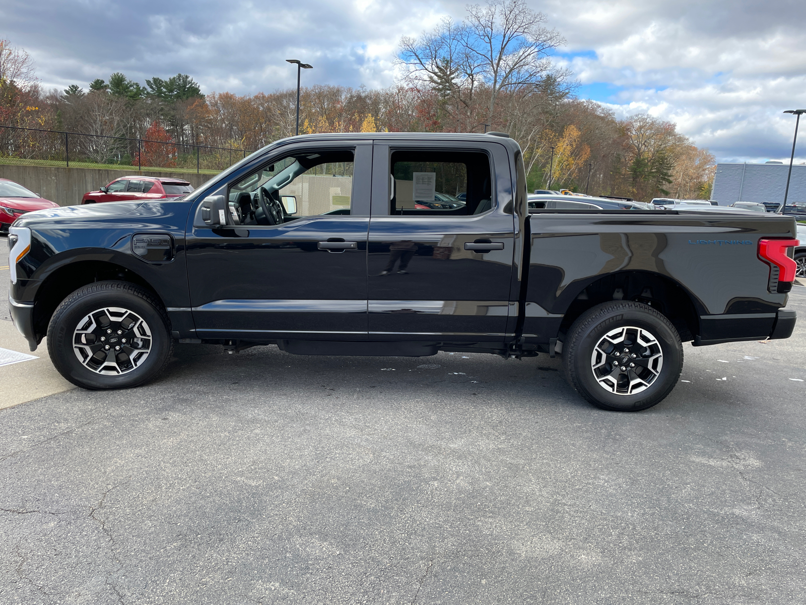 2023 Ford F-150 Lightning Pro 6